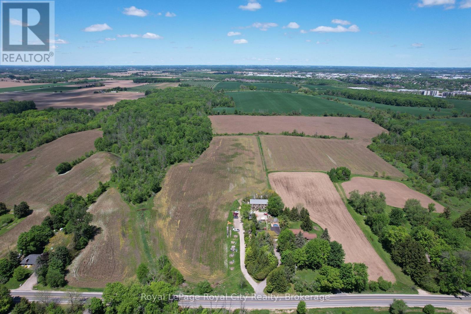 












7096 FIFE ROAD

,
Guelph/Eramosa,







Ontario
N1H6J4

