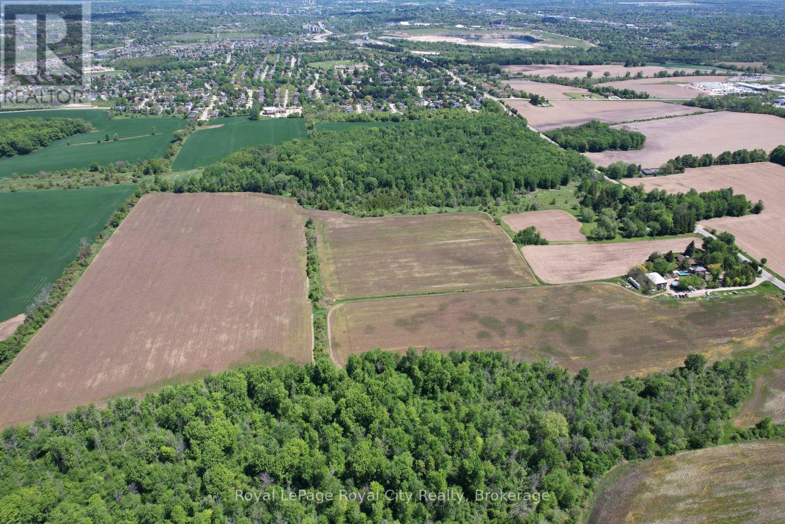 












7096 FIFE ROAD

,
Guelph/Eramosa,







Ontario
N1H6J4

