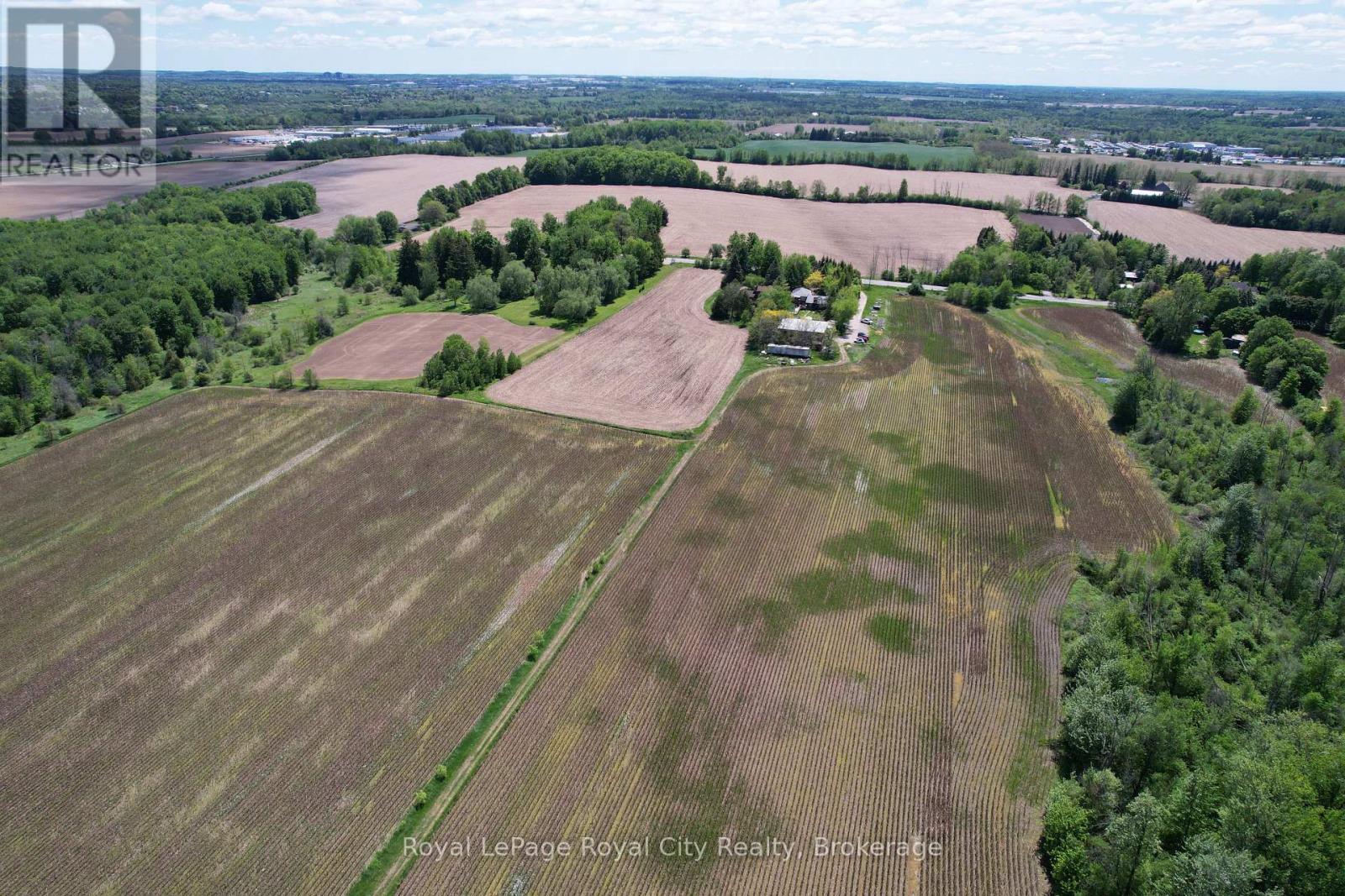 












7096 FIFE ROAD

,
Guelph/Eramosa,







Ontario
N1H6J4

