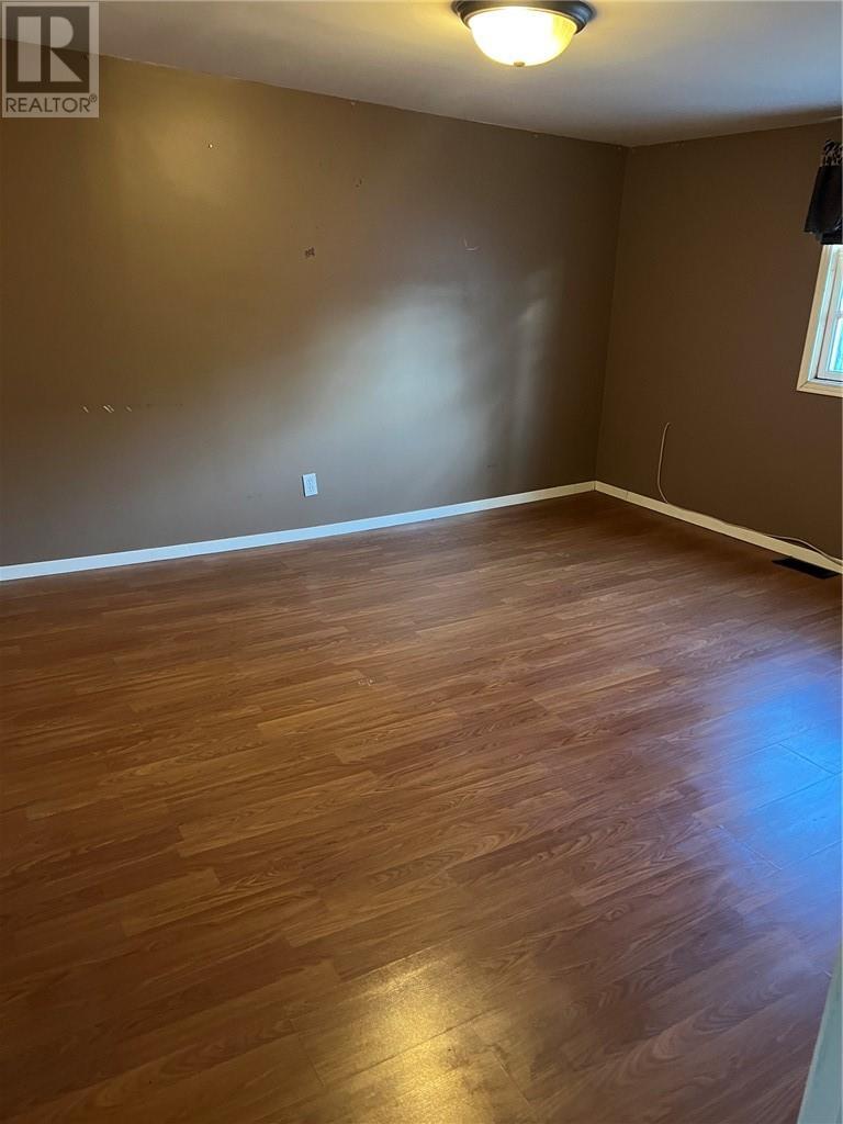 












266 Kathleen Street

,
Sudbury,




Ontario
P3C2L8

