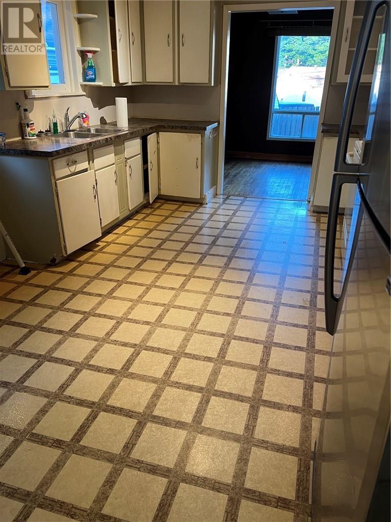 












266 Kathleen Street

,
Sudbury,




Ontario
P3C2L8

