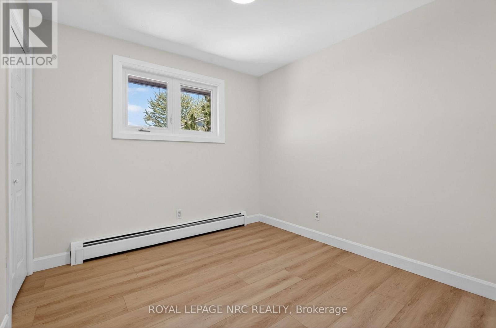 












268 HENRIETTA STREET

,
Fort Erie,




Ontario
L2A2K7

