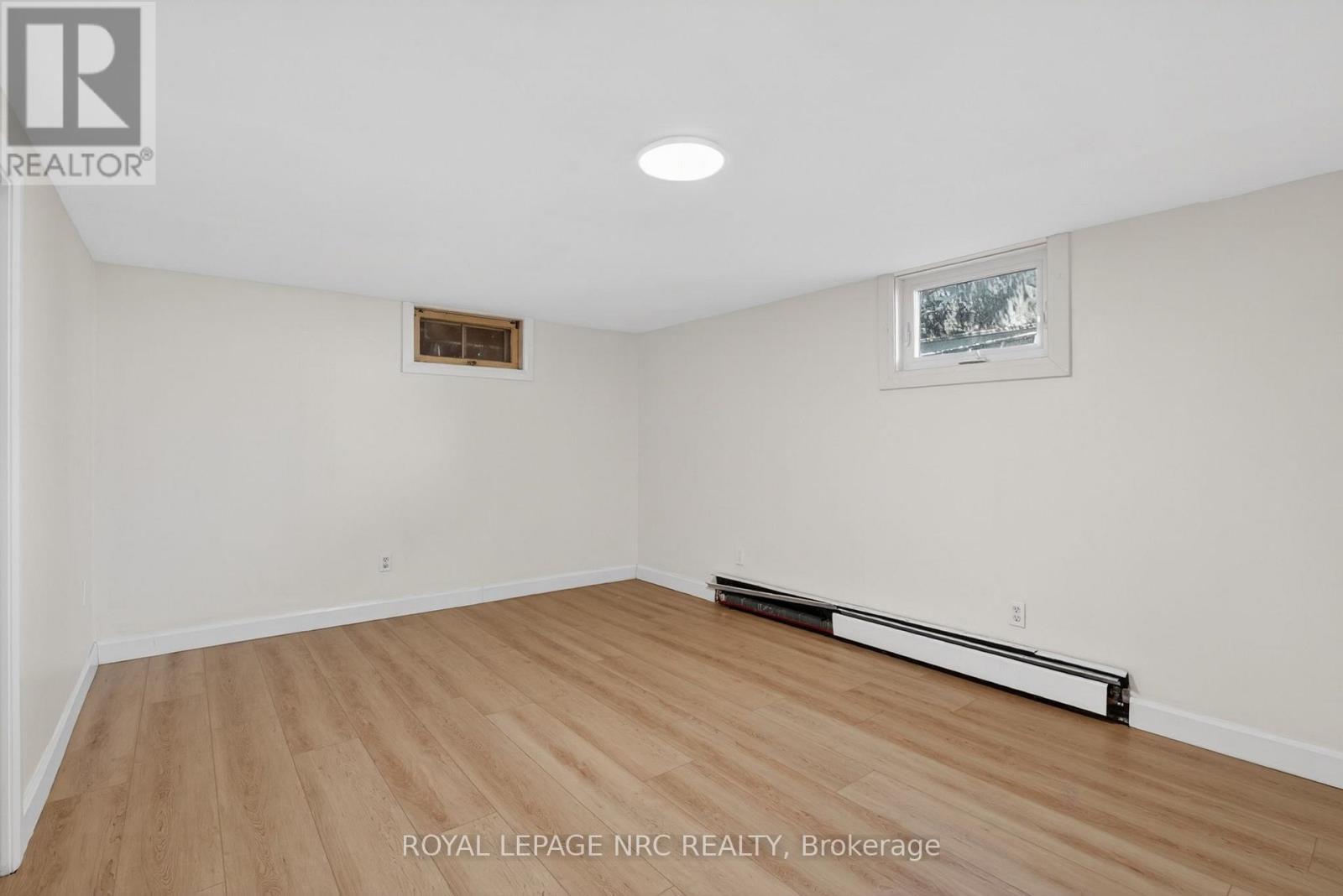












268 HENRIETTA STREET

,
Fort Erie,




Ontario
L2A2K7

