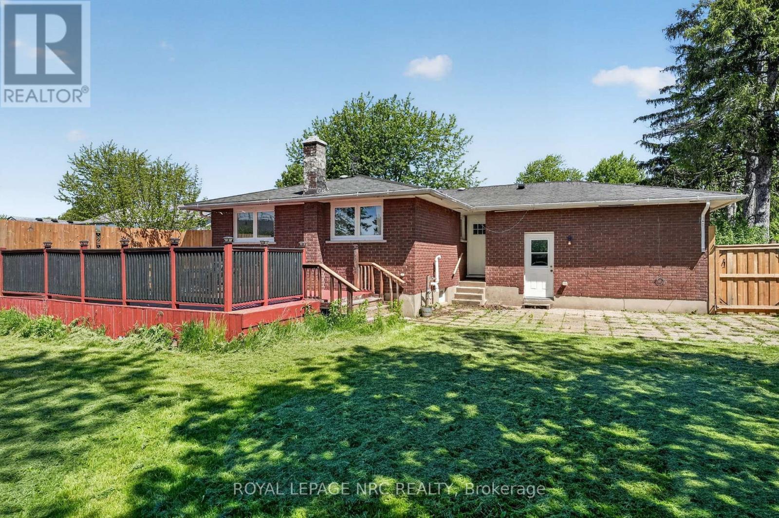 












268 HENRIETTA STREET

,
Fort Erie,




Ontario
L2A2K7

