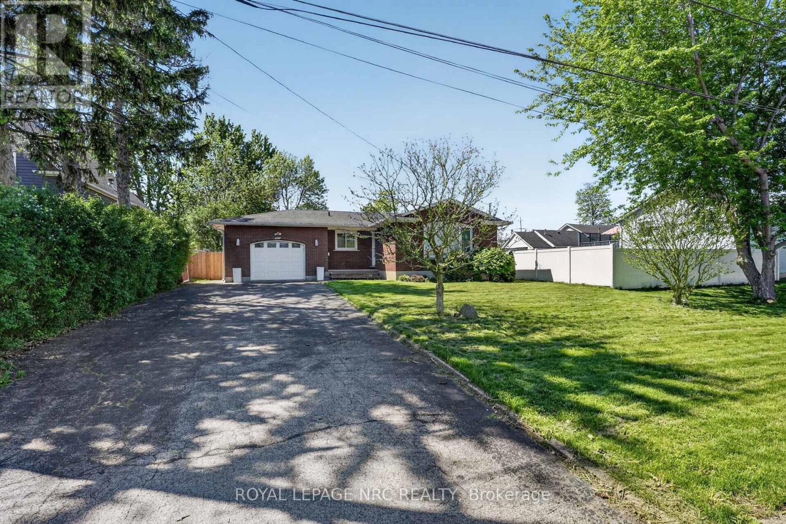 












268 HENRIETTA STREET

,
Fort Erie,




Ontario
L2A2K7

