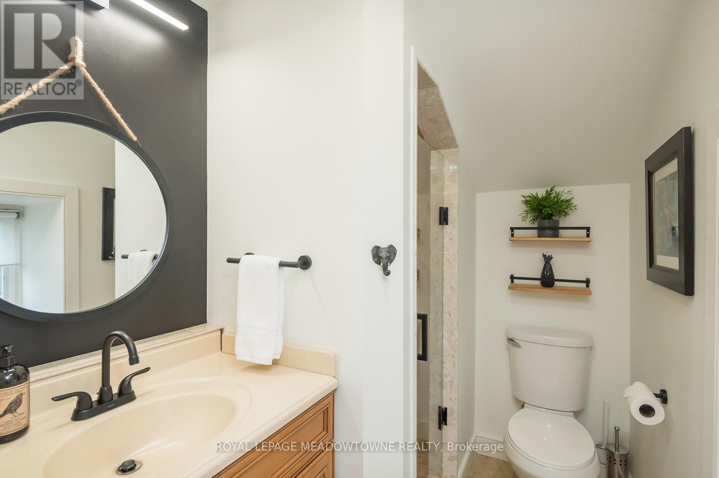 












10761 GUELPH LINE

,
Milton,




Ontario
L0P1B0

