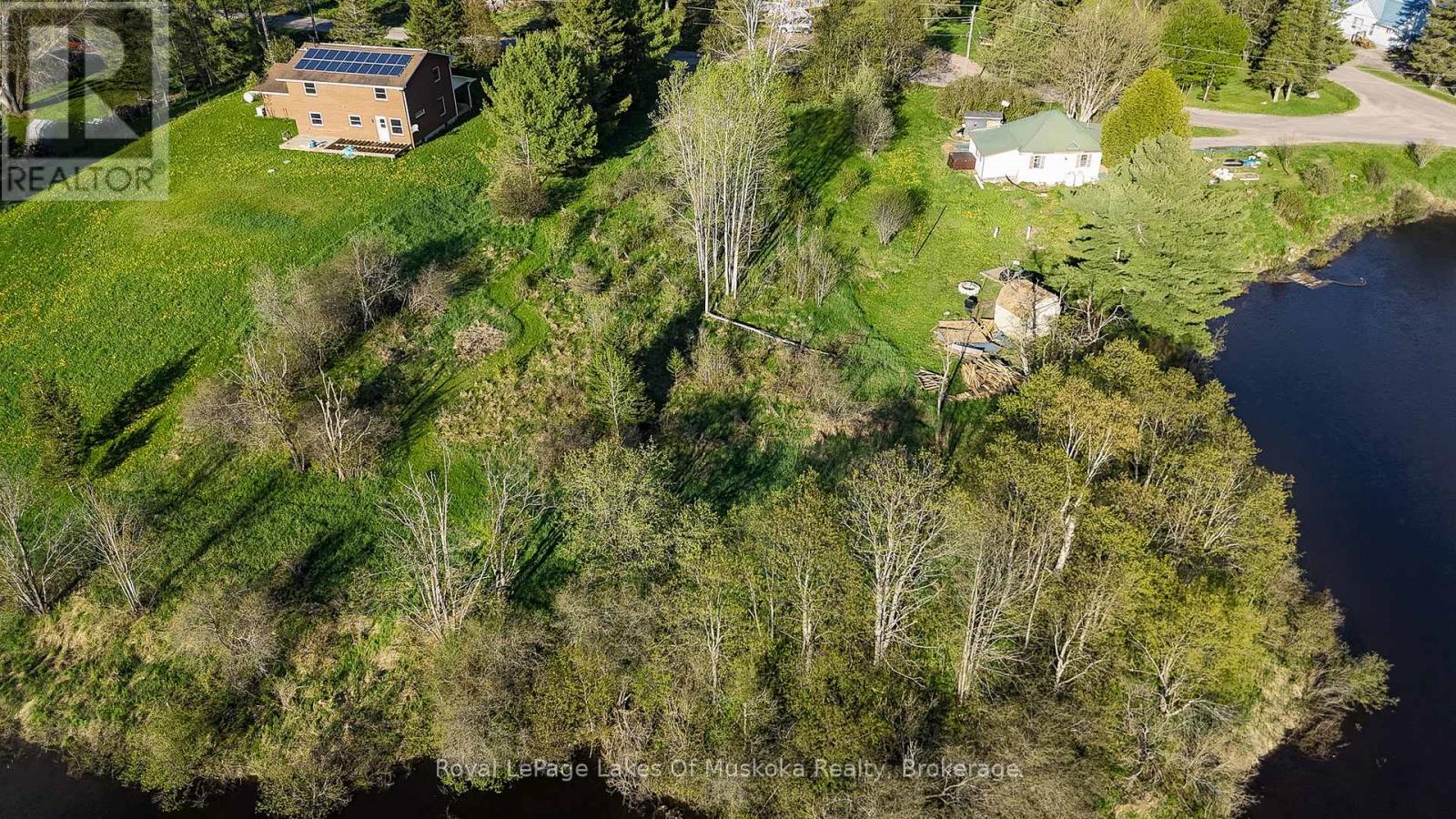 












14 GEORGE STREET

,
Magnetawan,







Ontario
P0A1P0

