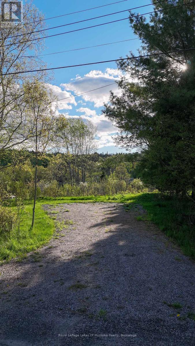












14 GEORGE STREET

,
Magnetawan,







Ontario
P0A1P0

