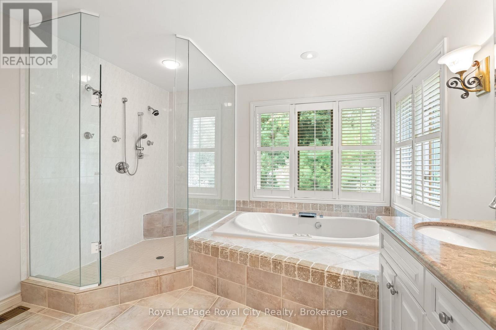 












384 SOUTH RIVER ROAD

,
Centre Wellington (Elora/Salem),




Ontario
N0B1S0

