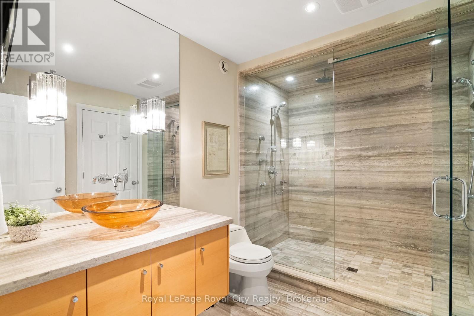 












384 SOUTH RIVER ROAD

,
Centre Wellington (Elora/Salem),




Ontario
N0B1S0

