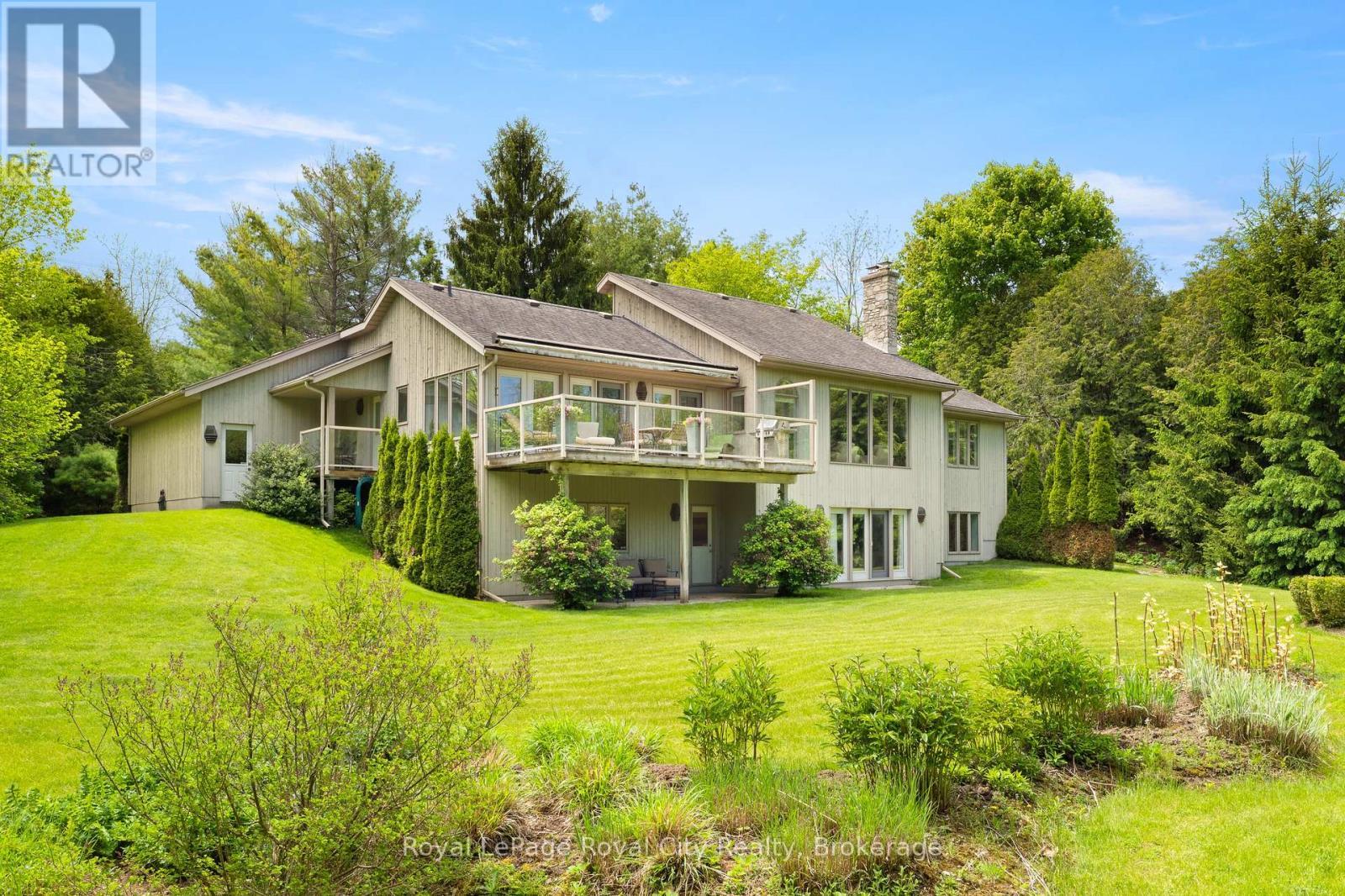 












384 SOUTH RIVER ROAD

,
Centre Wellington (Elora/Salem),




Ontario
N0B1S0

