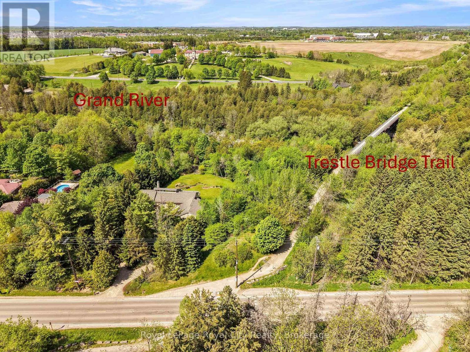 












384 SOUTH RIVER ROAD

,
Centre Wellington (Elora/Salem),




Ontario
N0B1S0

