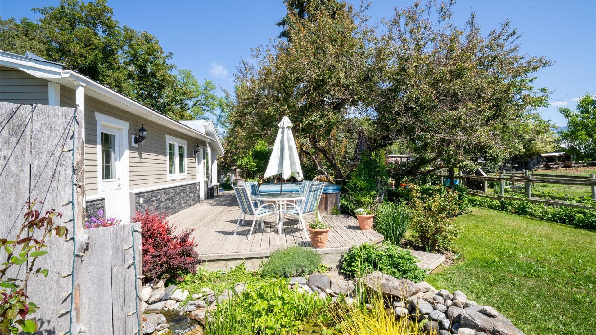 









749


Enderby - Grindrod

Road,
Enderby,




BC
V4Y 4K1

