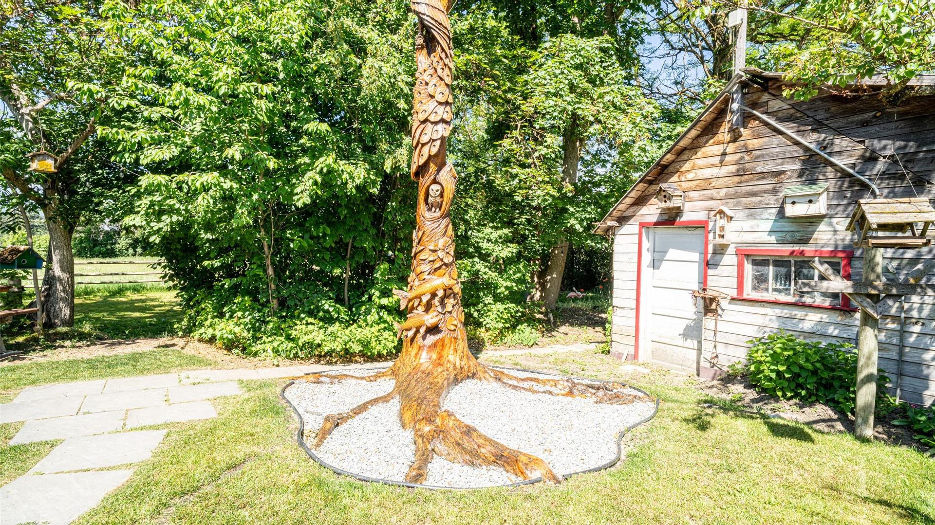 









749


Enderby - Grindrod

Road,
Enderby,




BC
V4Y 4K1

