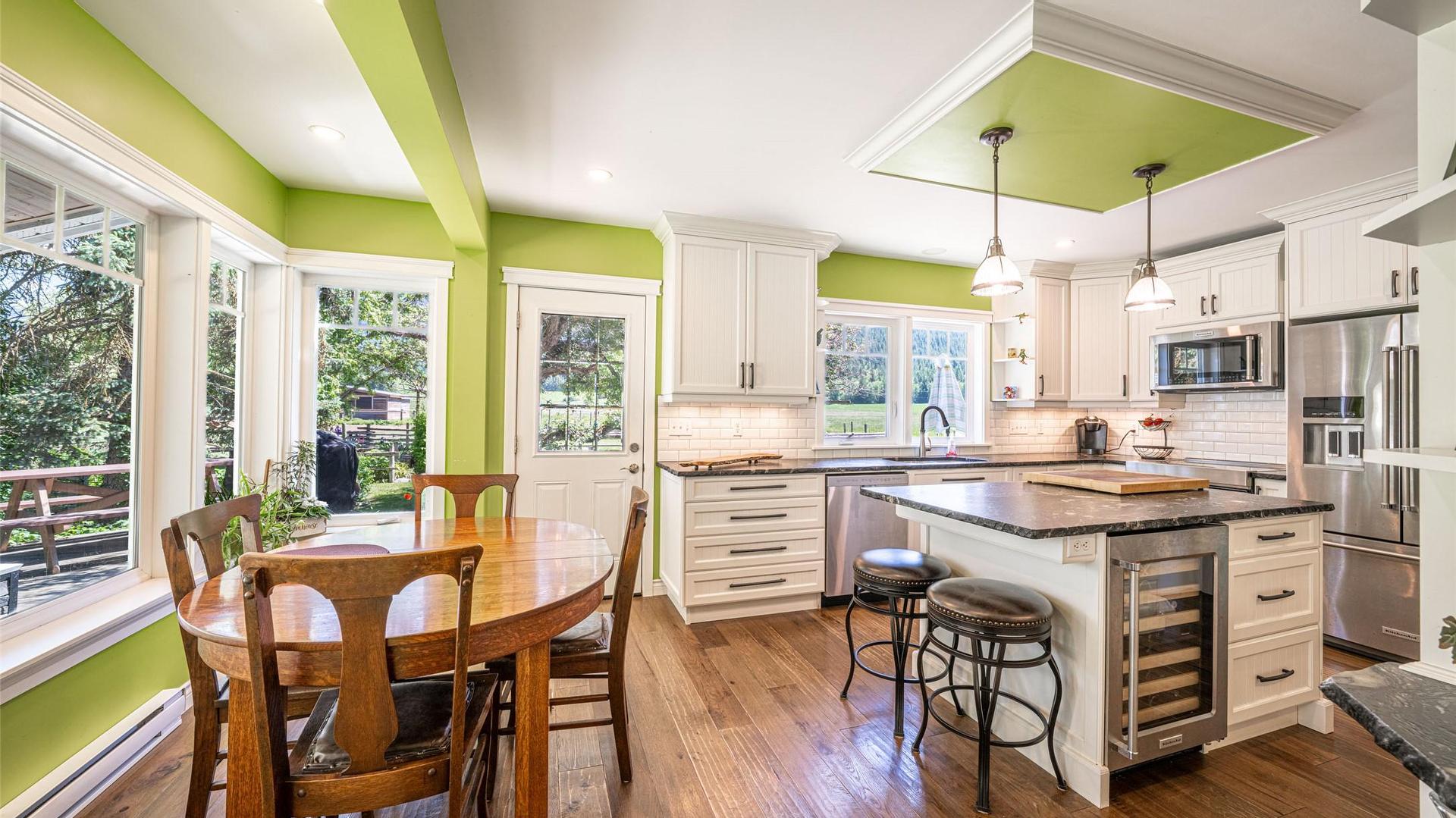 









749


Enderby - Grindrod

Road,
Enderby,




BC
V4Y 4K1

