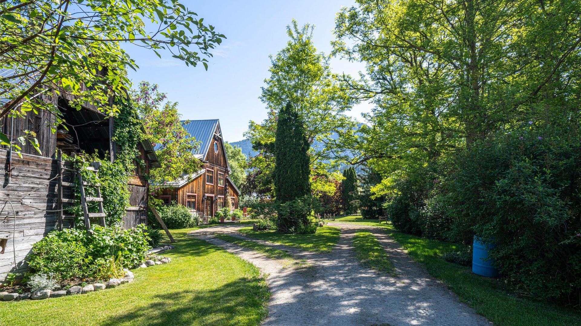 









749


Enderby - Grindrod

Road,
Enderby,




BC
V4Y 4K1

