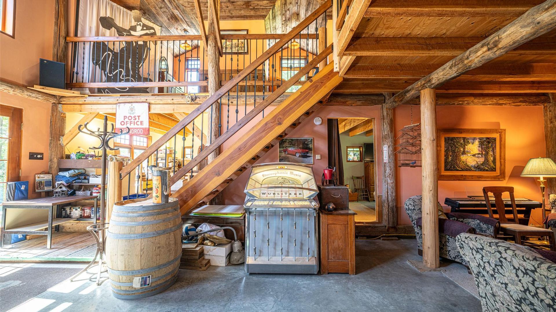 









749


Enderby - Grindrod

Road,
Enderby,




BC
V4Y 4K1

