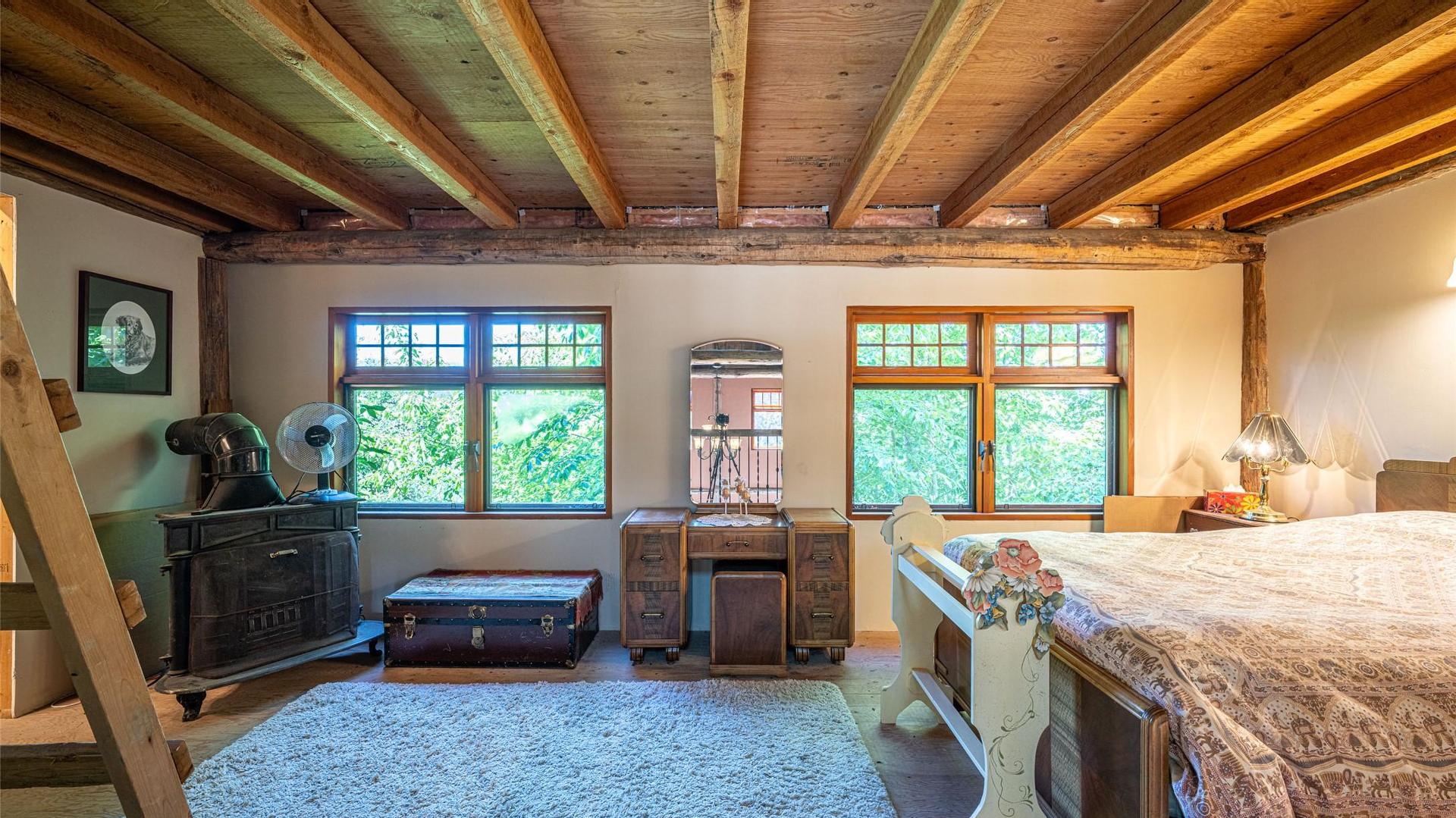 









749


Enderby - Grindrod

Road,
Enderby,




BC
V4Y 4K1

