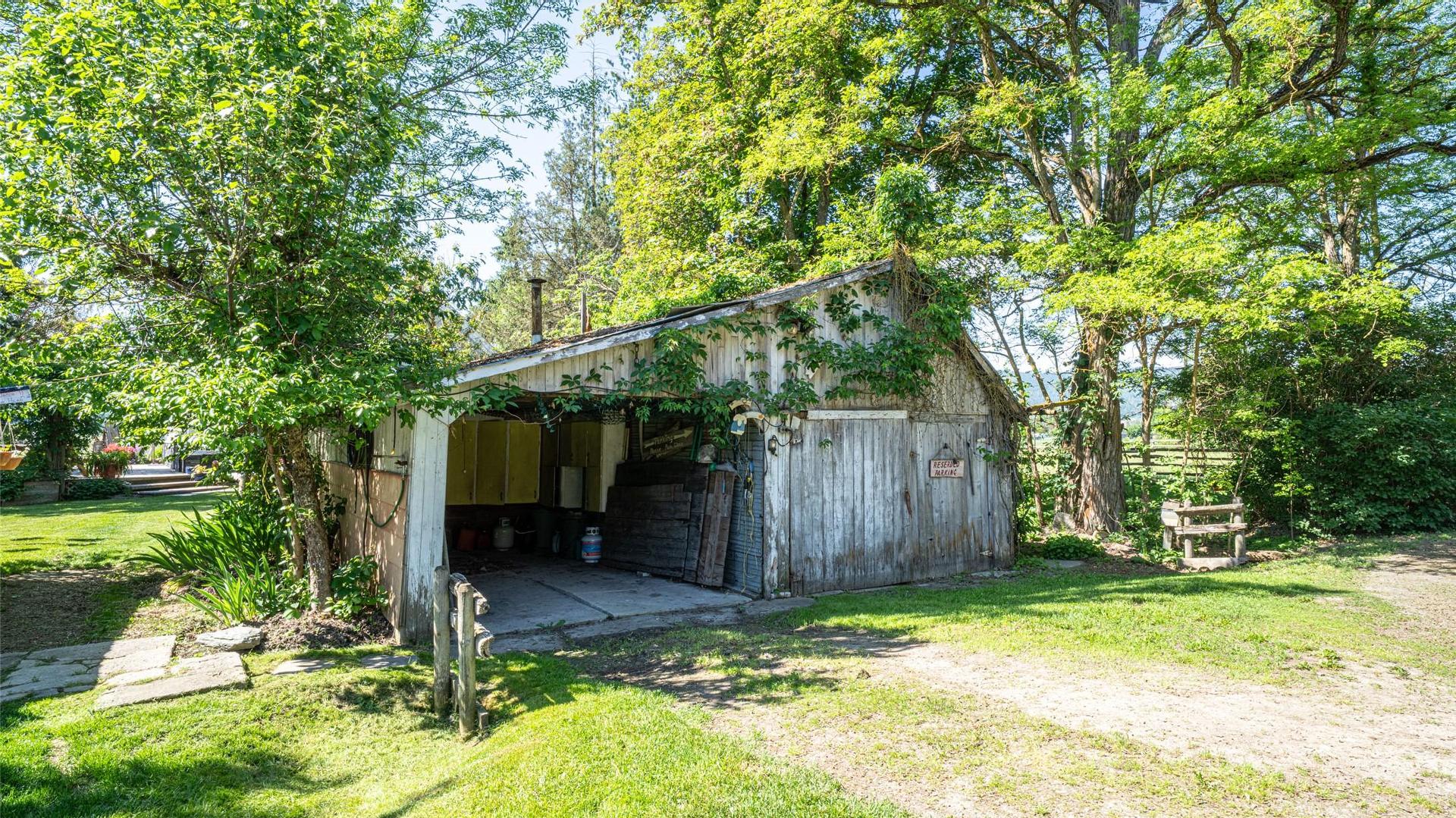 









749


Enderby - Grindrod

Road,
Enderby,




BC
V4Y 4K1

