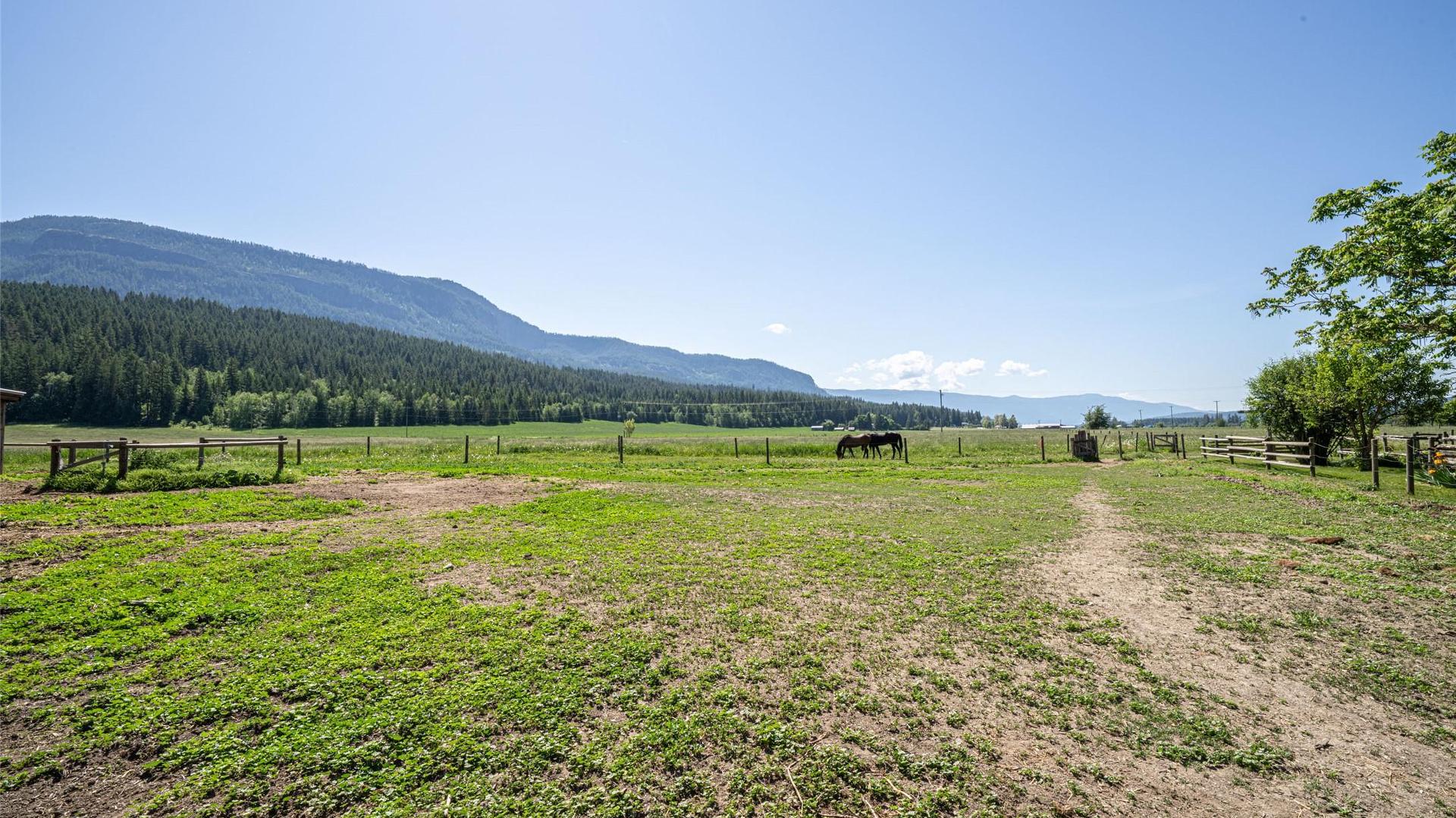 









749


Enderby - Grindrod

Road,
Enderby,




BC
V4Y 4K1

