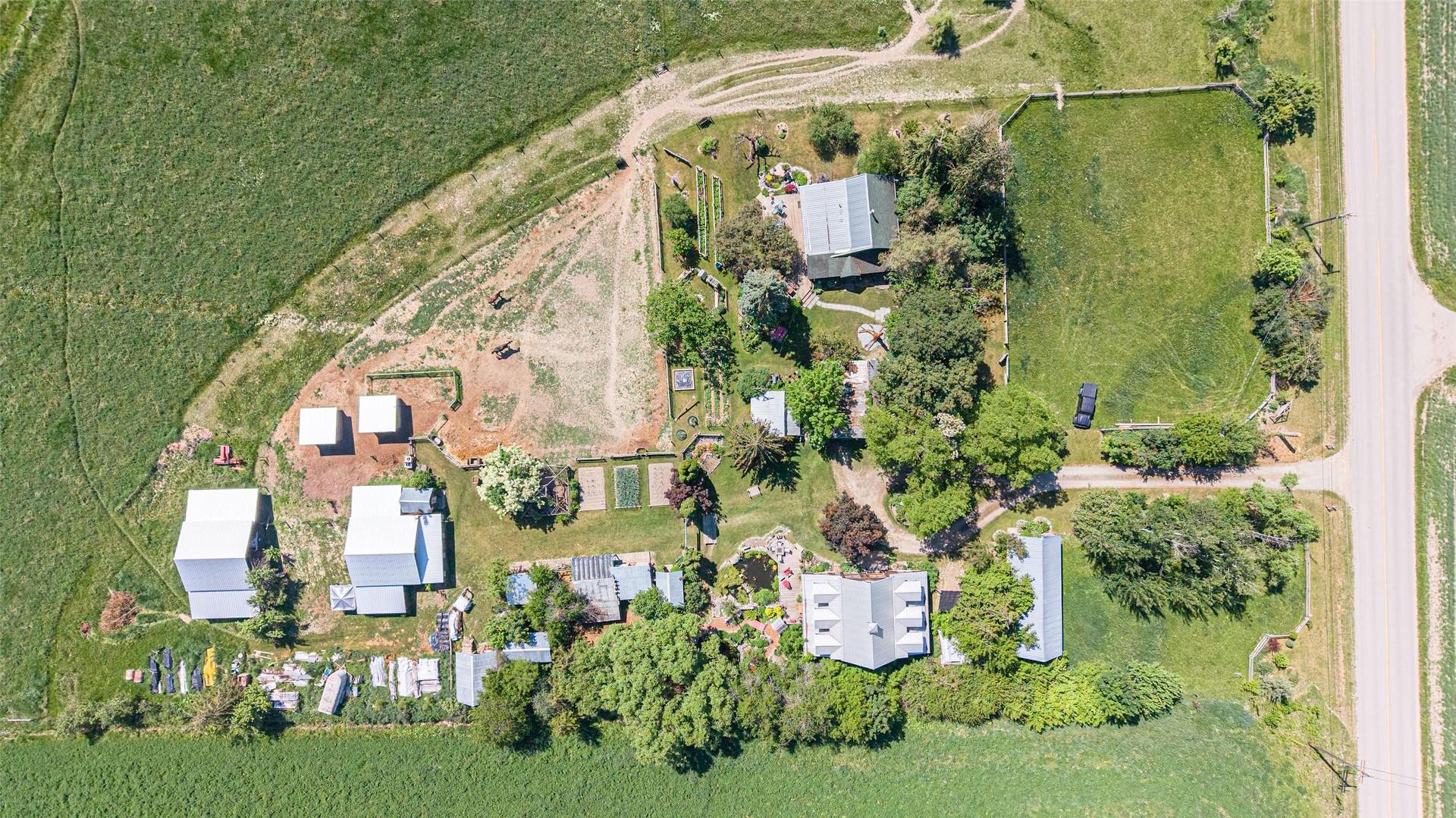 









749


Enderby - Grindrod

Road,
Enderby,




BC
V4Y 4K1

