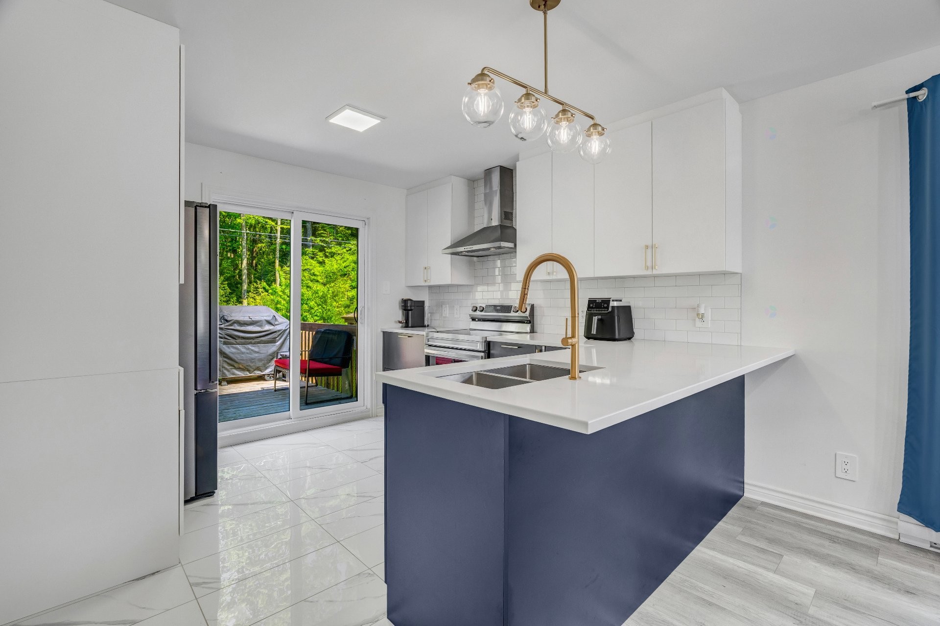 









752


Rue Richelieu

,
Saint-Roch-de-Richelieu,




QC
J0L2M0

