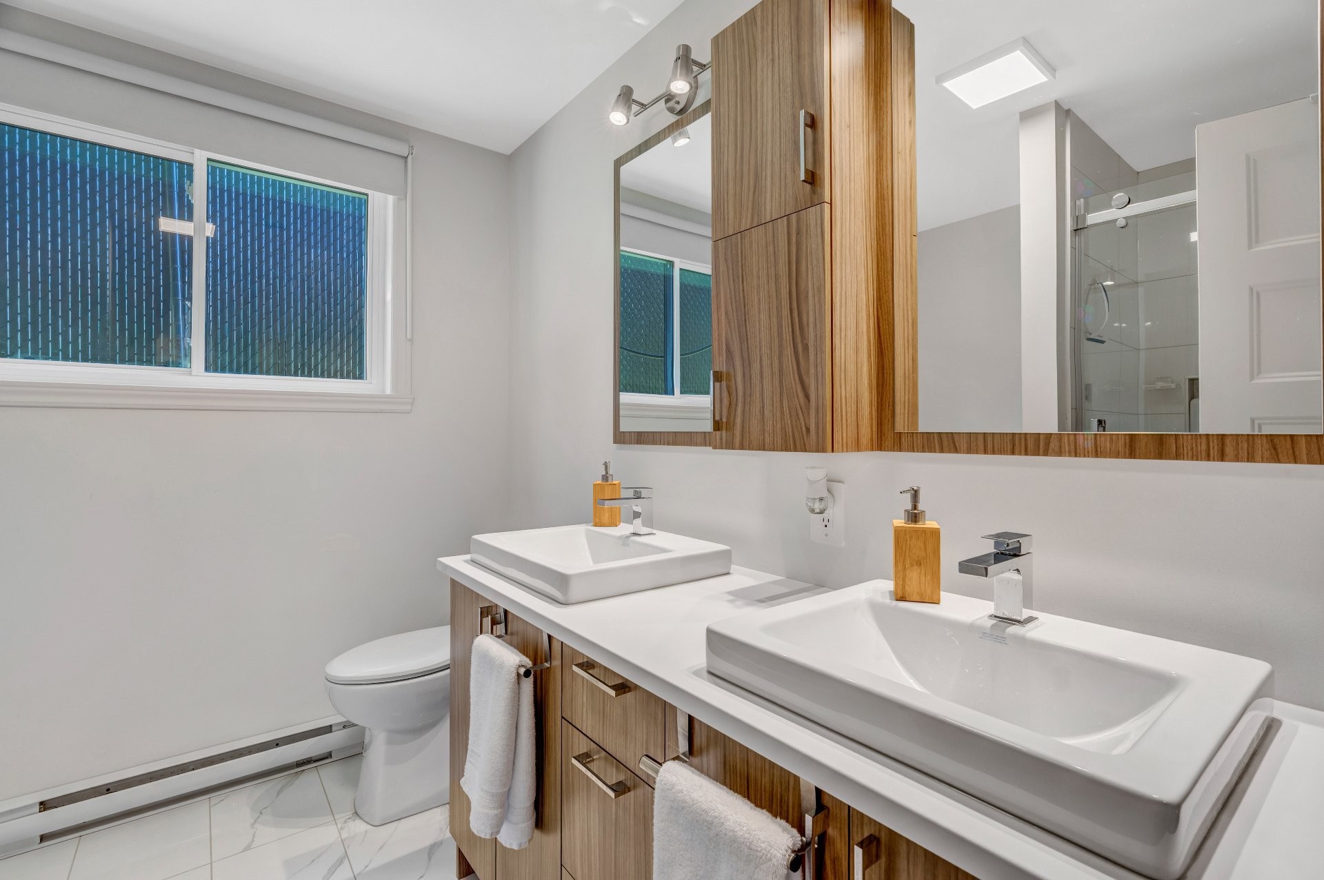 









752


Rue Richelieu

,
Saint-Roch-de-Richelieu,




QC
J0L2M0

