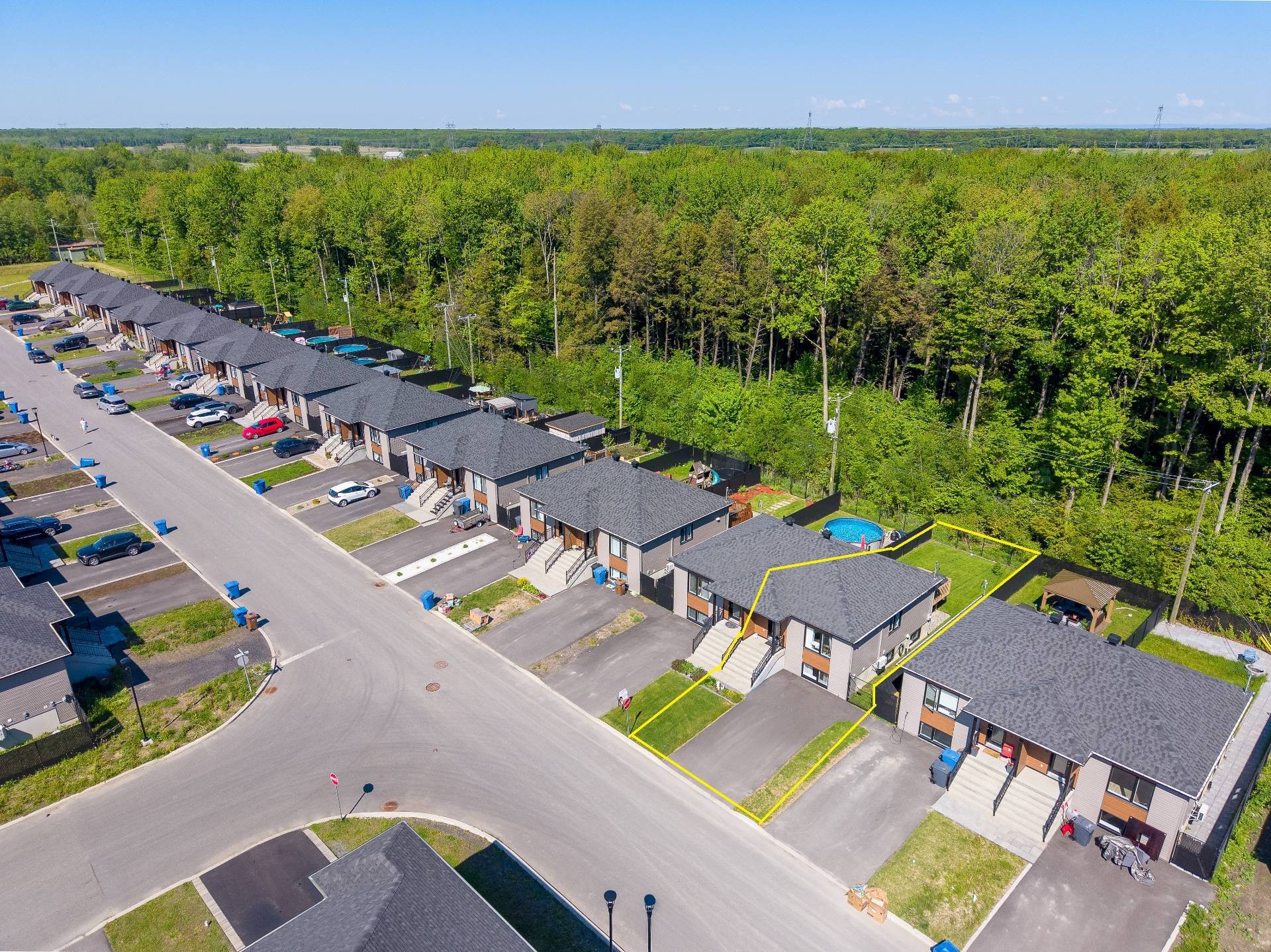 









752


Rue Richelieu

,
Saint-Roch-de-Richelieu,




QC
J0L2M0

