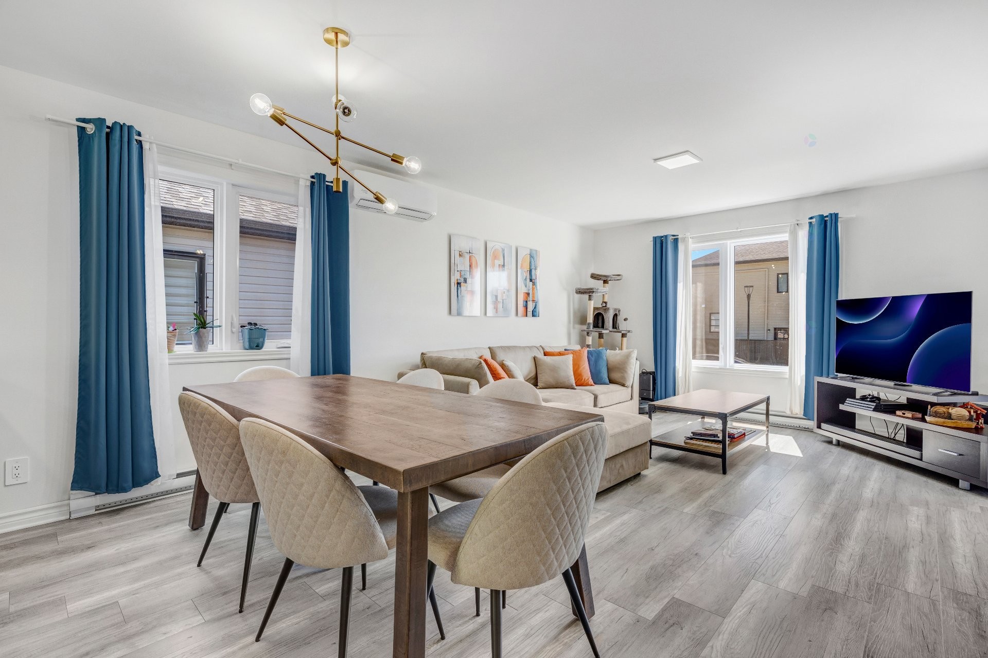 









752


Rue Richelieu

,
Saint-Roch-de-Richelieu,




QC
J0L2M0

