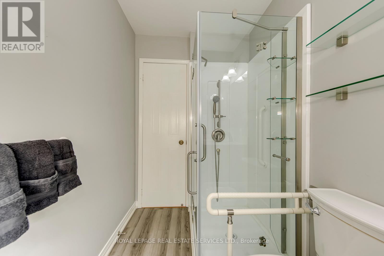 












396 LAURENTIAN AVENUE

,
Mississauga,




Ontario
L4Z2J3

