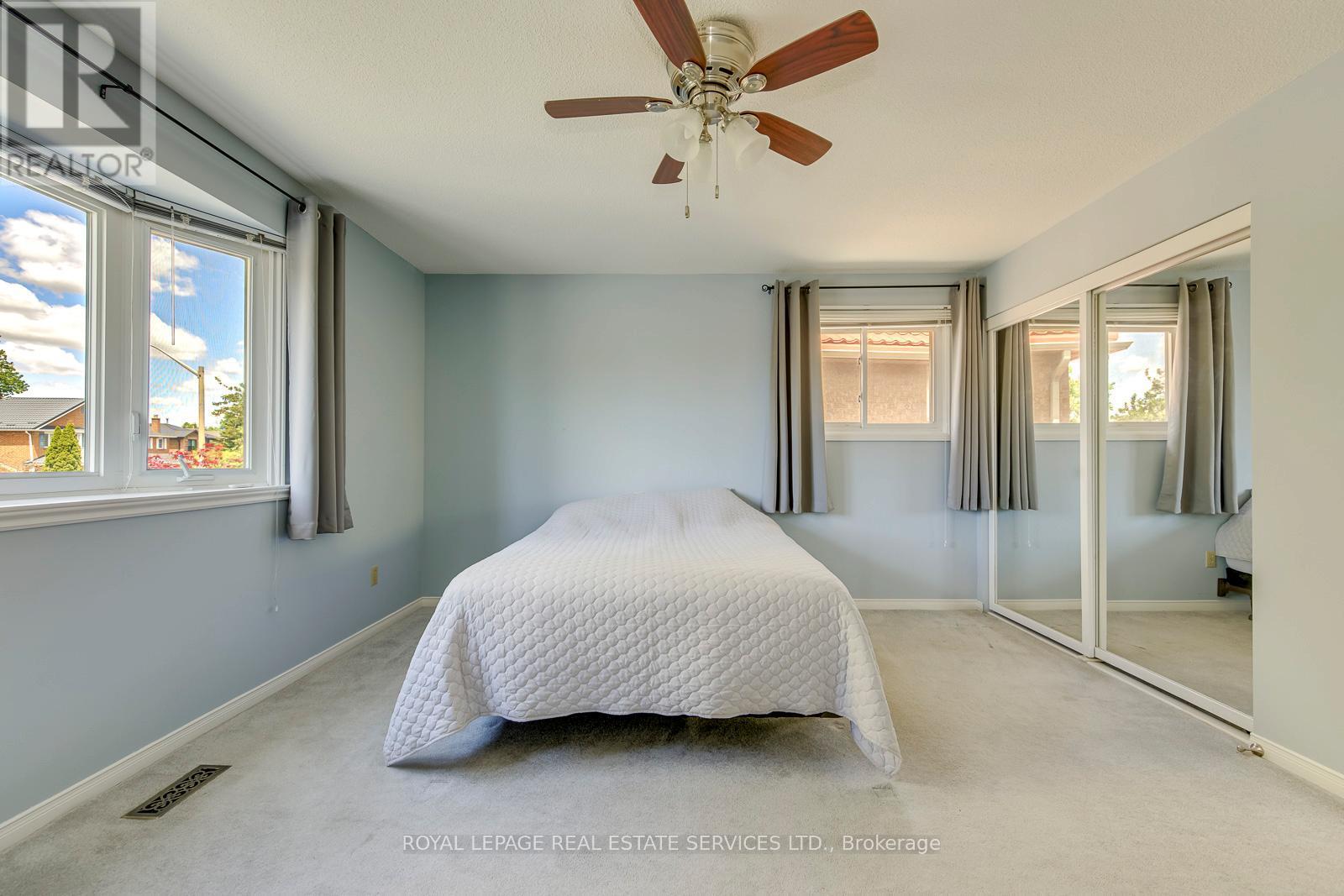 












396 LAURENTIAN AVENUE

,
Mississauga,




Ontario
L4Z2J3

