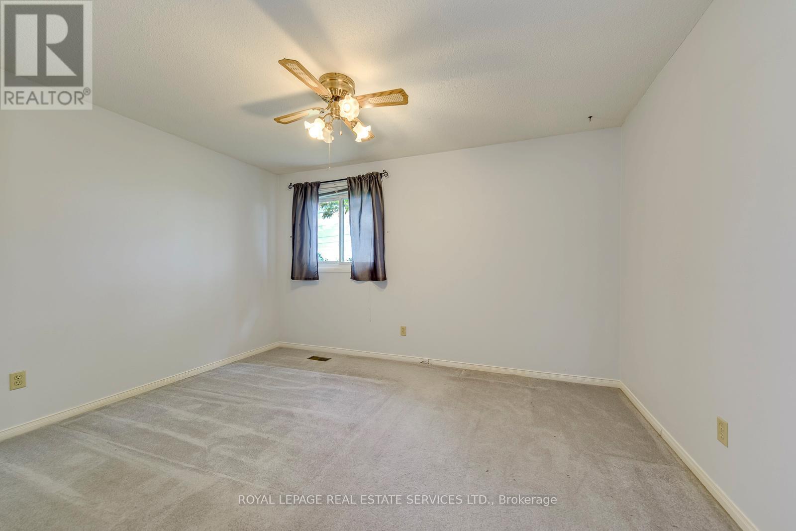 












396 LAURENTIAN AVENUE

,
Mississauga,




Ontario
L4Z2J3

