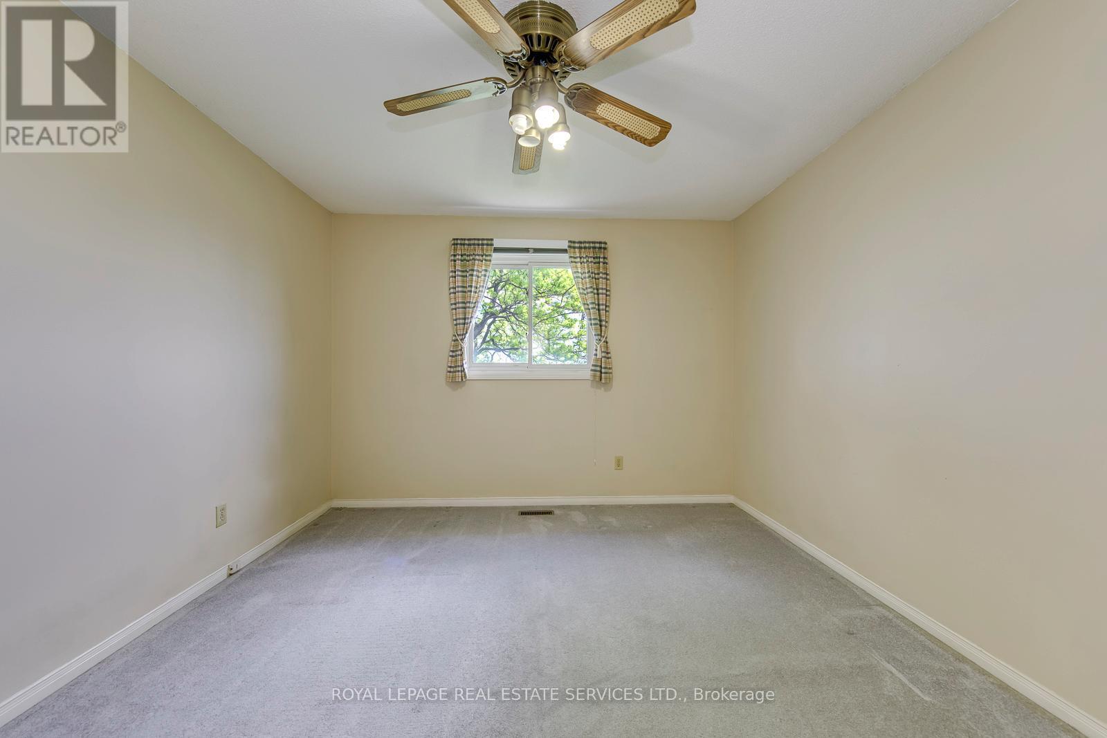 












396 LAURENTIAN AVENUE

,
Mississauga,




Ontario
L4Z2J3

