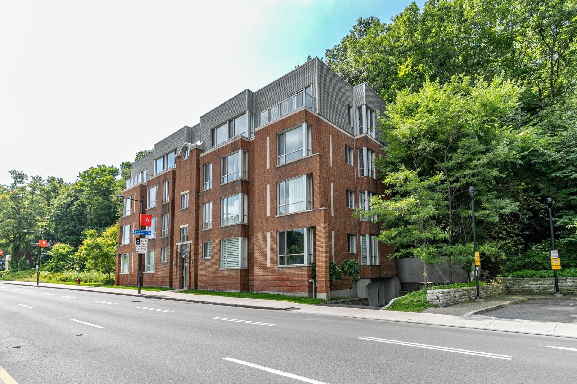 4410 Ch. de la Côte-des-Neiges, 401, Westmount — photo 3