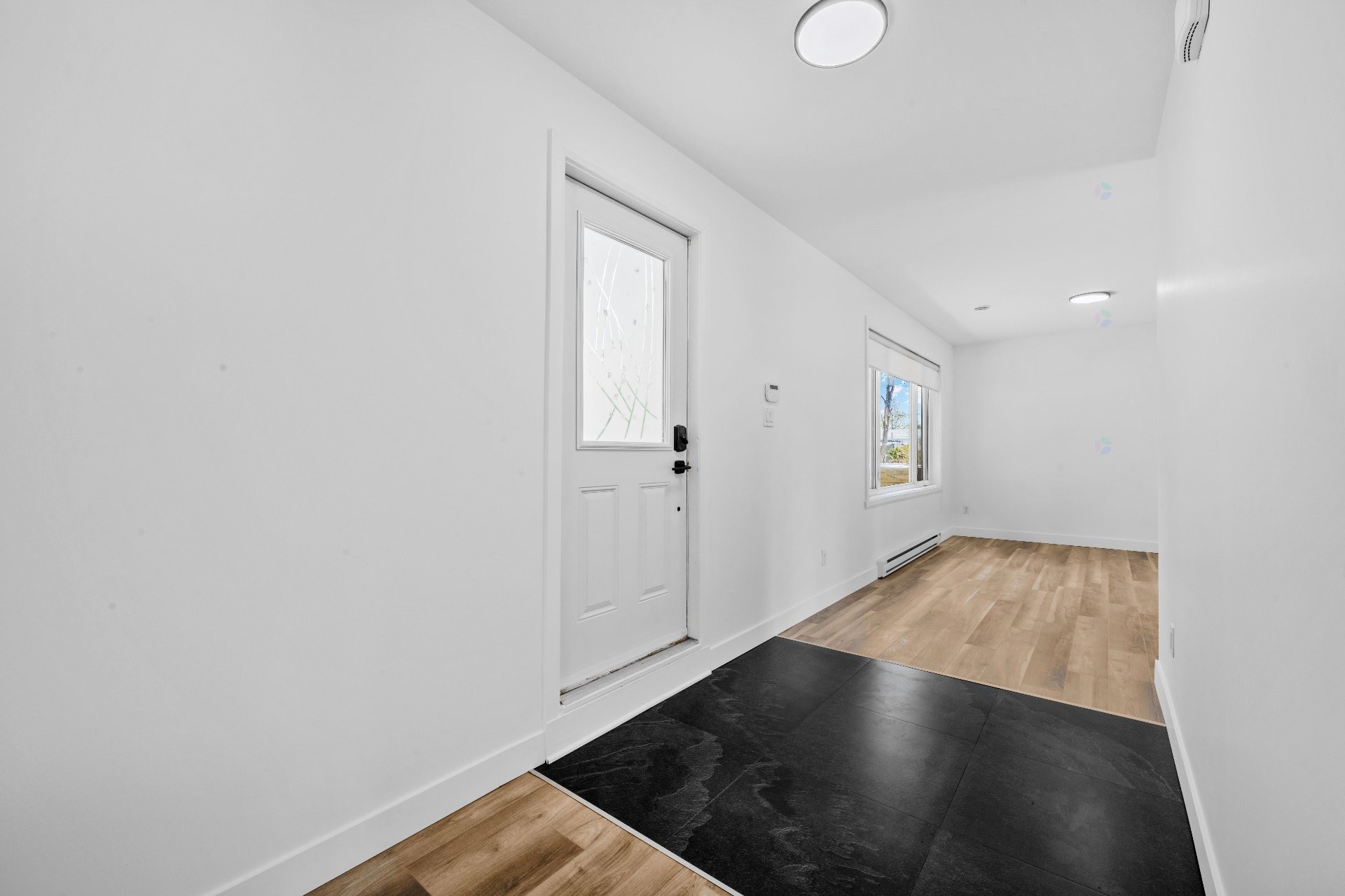 









1102


Rue de l'Équinoxe

,
Saint-Lin/Laurentides,




QC
J5M3E6

