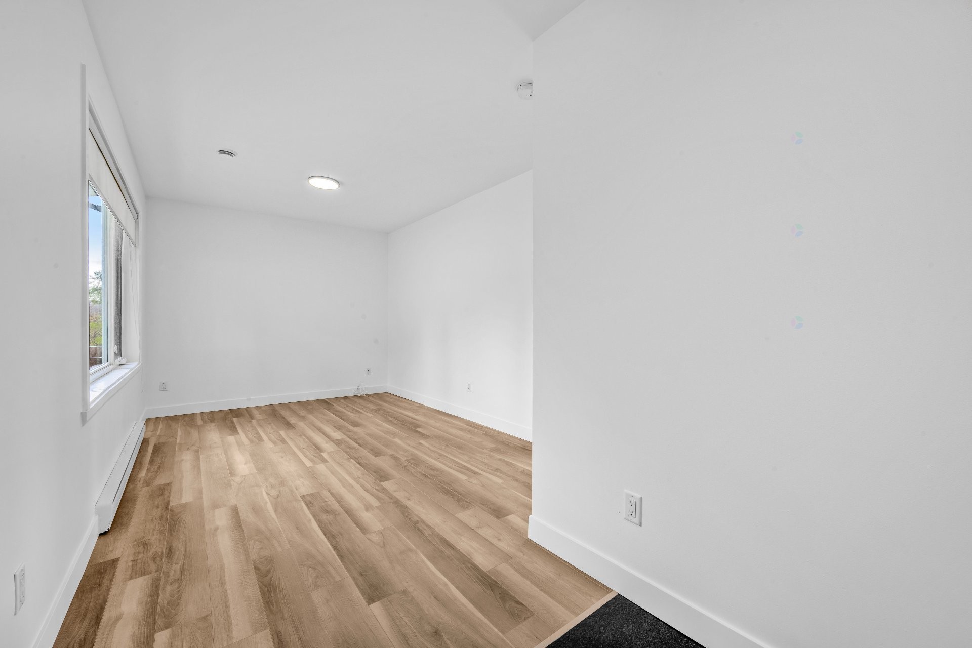 









1102


Rue de l'Équinoxe

,
Saint-Lin/Laurentides,




QC
J5M3E6

