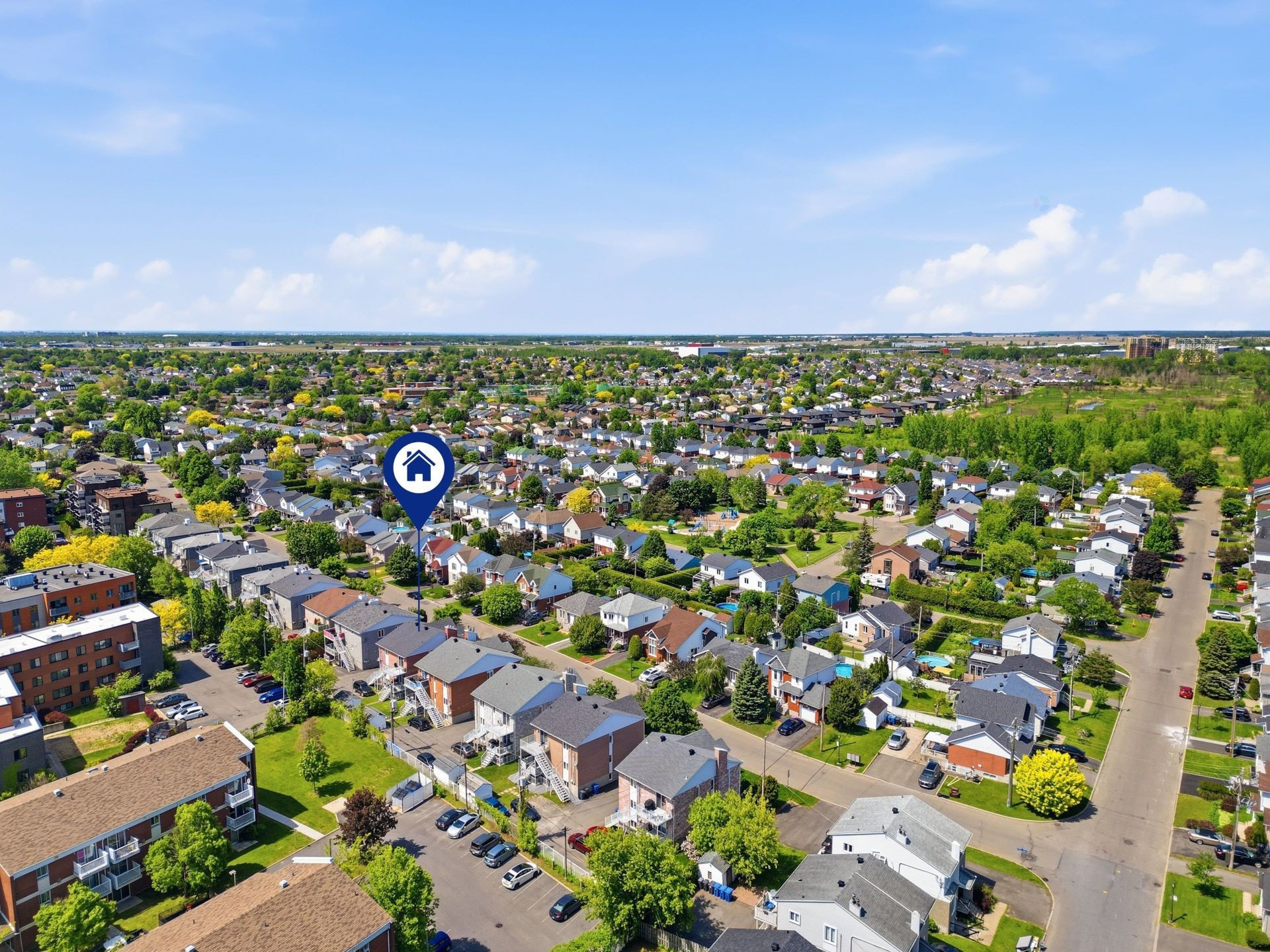 









7165


Rue Tourangeau

,
Longueuil (Saint-Hubert),




QC
J3Y1G2

