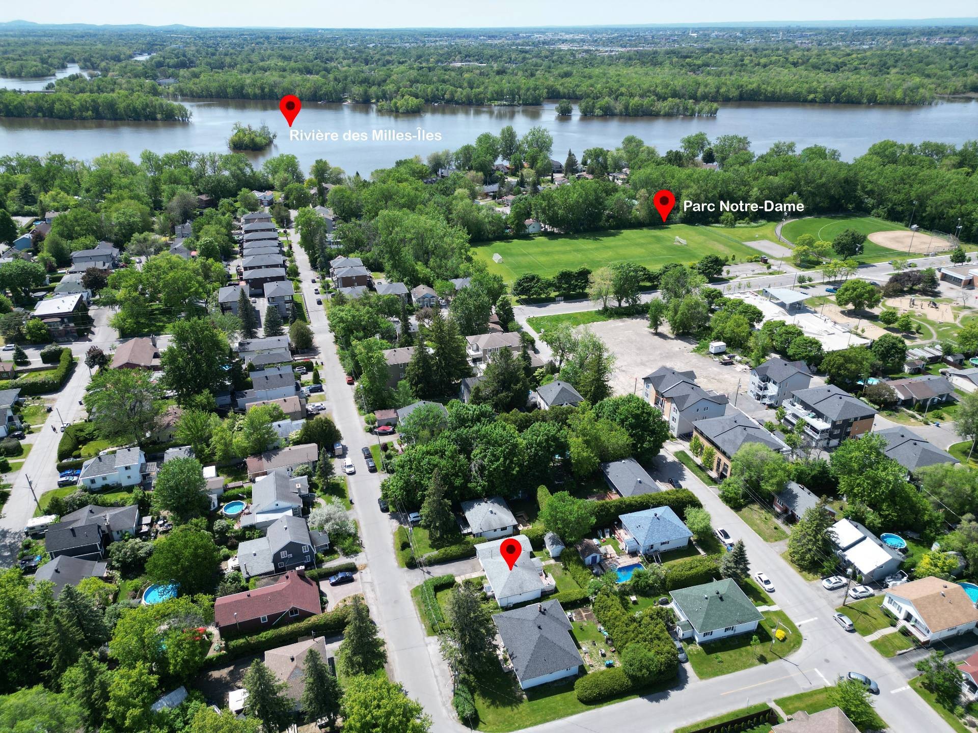









38


Rue Giguère

,
Laval (Sainte-Rose),




QC
H7L1G9

