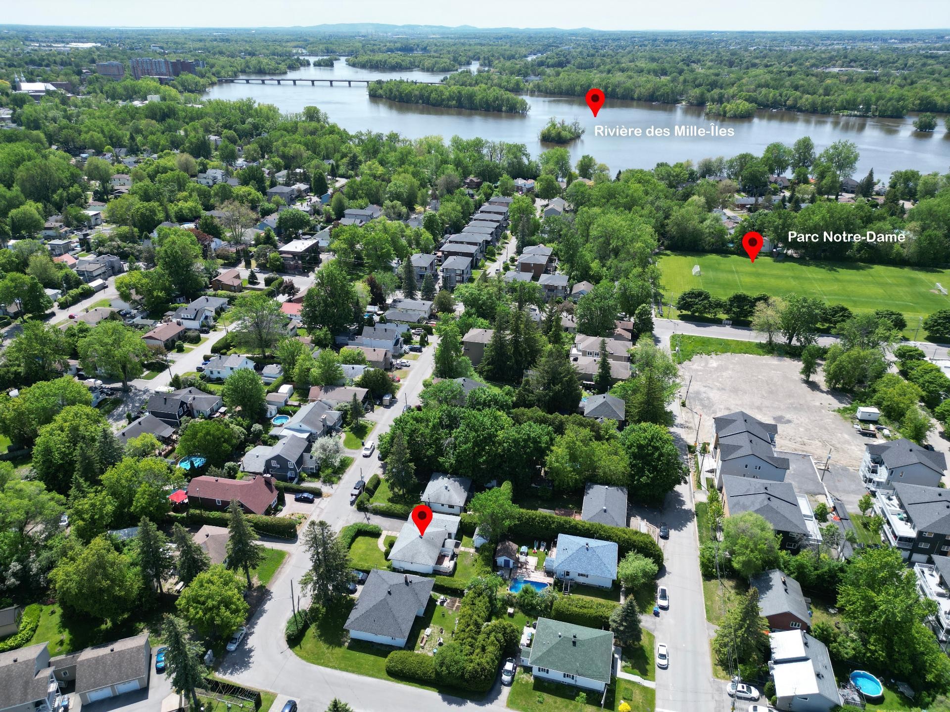









38


Rue Giguère

,
Laval (Sainte-Rose),




QC
H7L1G9

