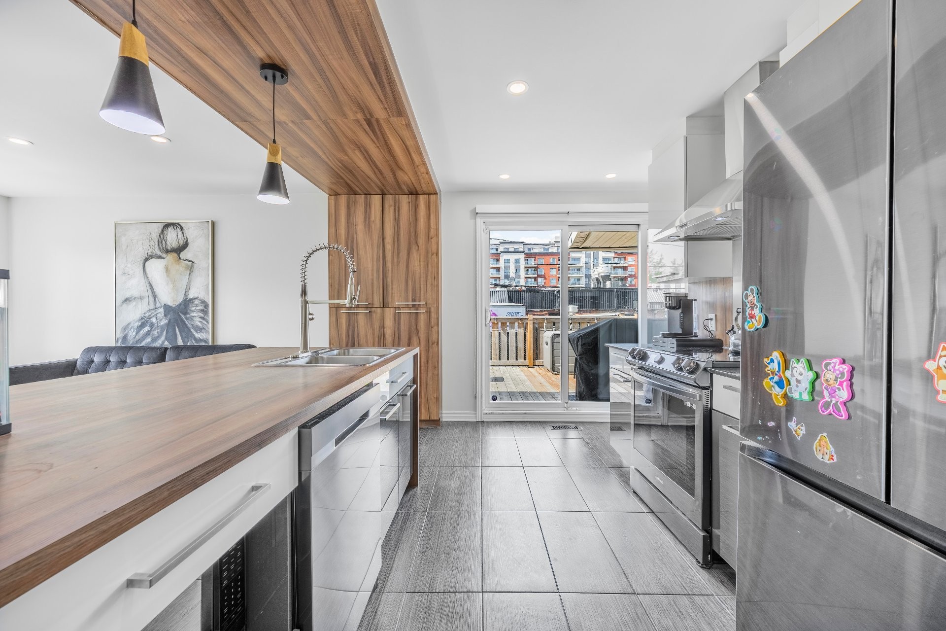 









295


Rue Sherbrooke

,
Sainte-Thérèse,




QC
J7E2C5

