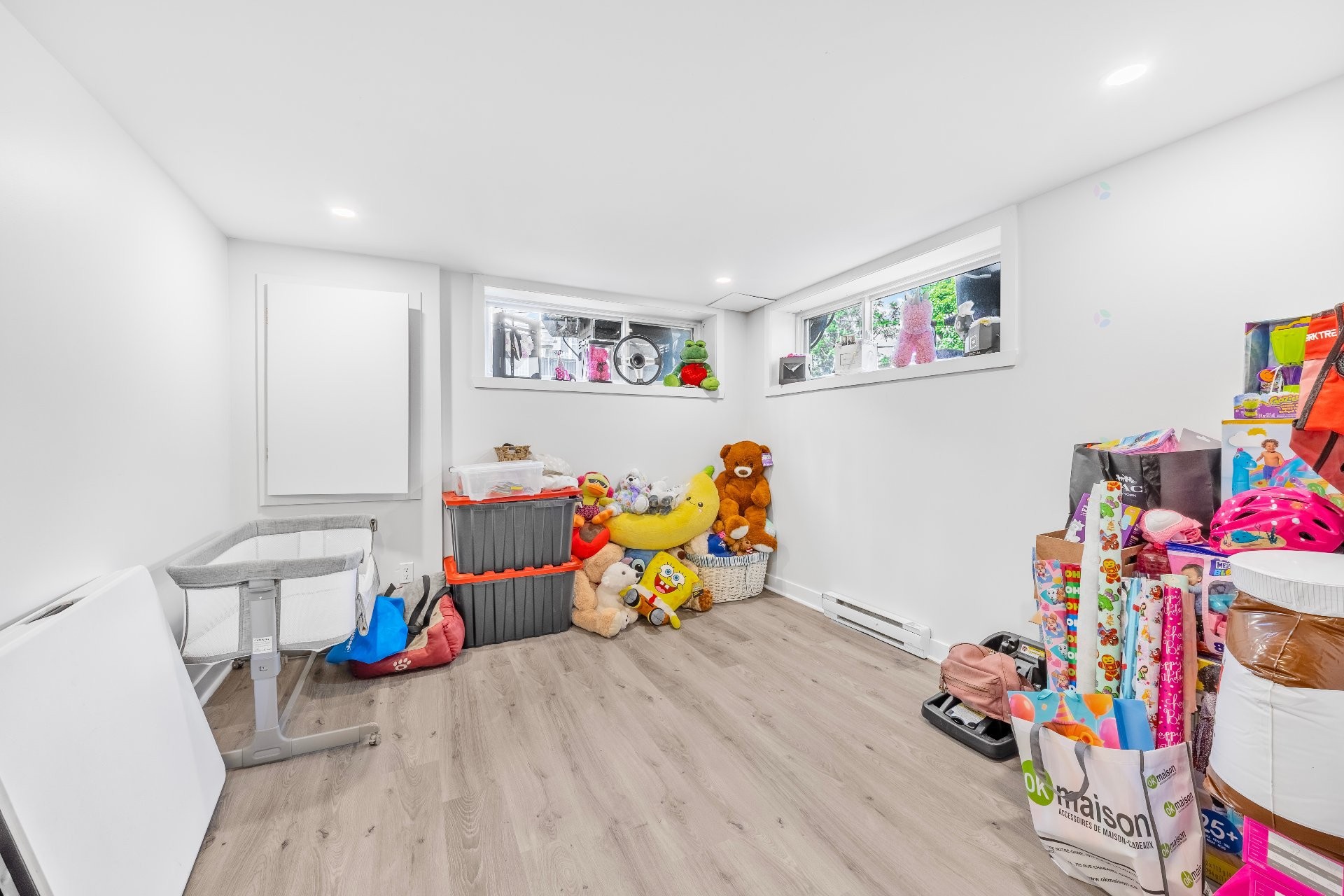 









295


Rue Sherbrooke

,
Sainte-Thérèse,




QC
J7E2C5

