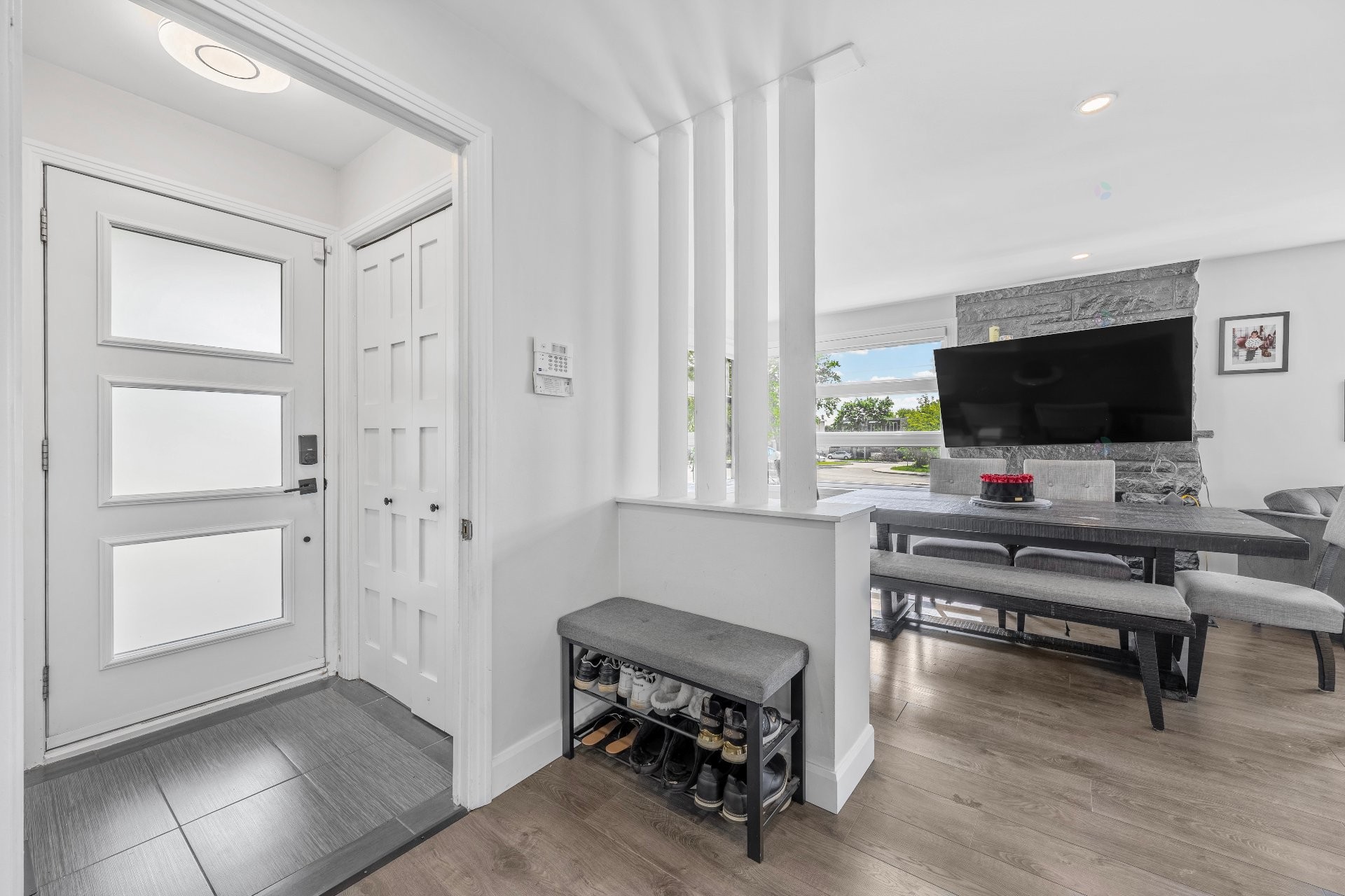 









295


Rue Sherbrooke

,
Sainte-Thérèse,




QC
J7E2C5

