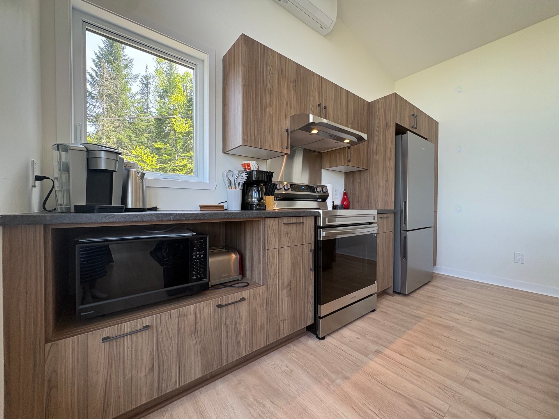 









50


Rue du Mont-Riant

,
Saint-Côme,




QC
J0K2B0

