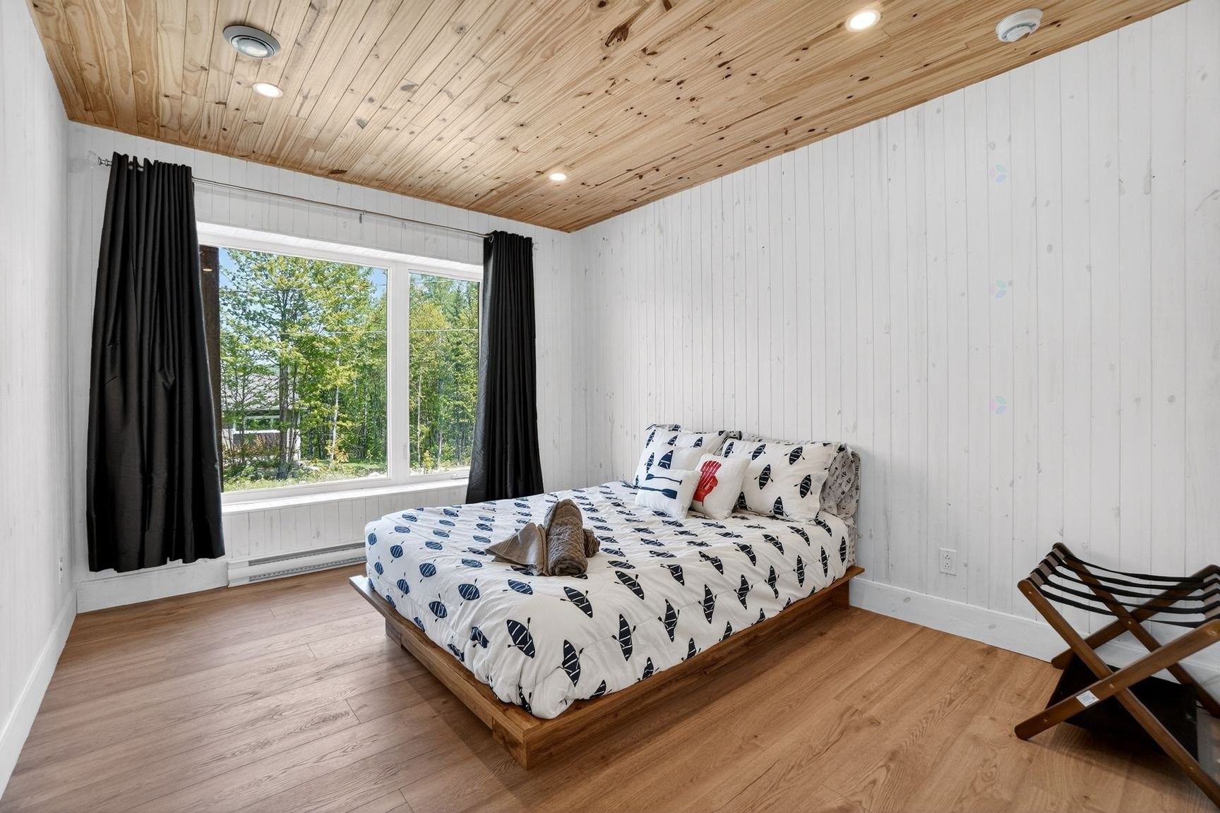 









50


Rue du Mont-Riant

,
Saint-Côme,




QC
J0K2B0

