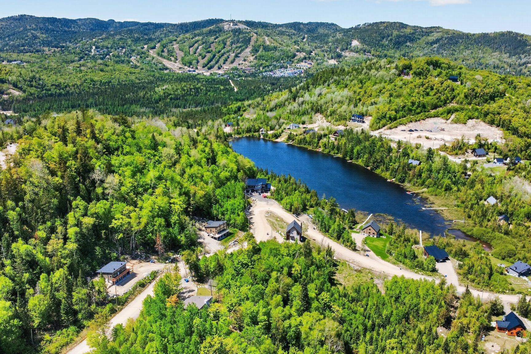 









50


Rue du Mont-Riant

,
Saint-Côme,




QC
J0K2B0

