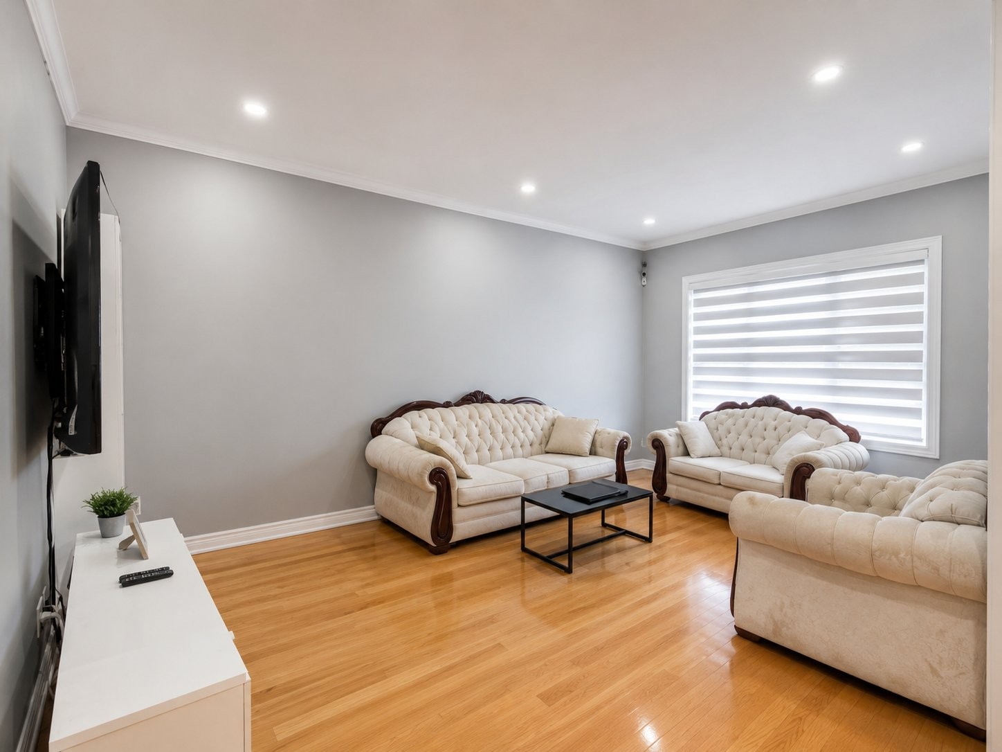 









9618


Rue De St-Firmin

,
Montréal (Ahuntsic-Cartierville),




QC
H2B2G2

