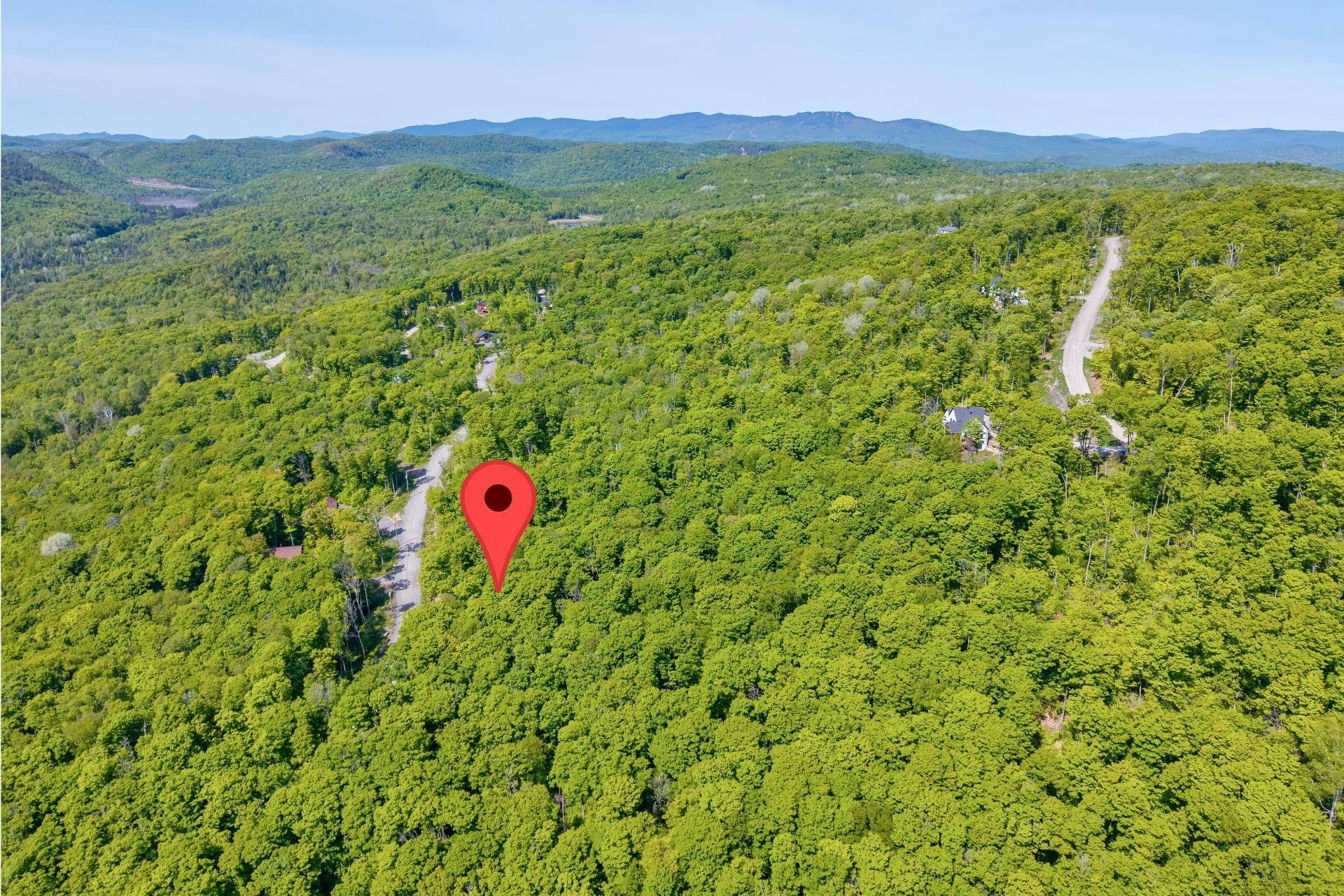 












Allée des Weskarinis

,
Mont-Tremblant,







QC
J8E2H6

