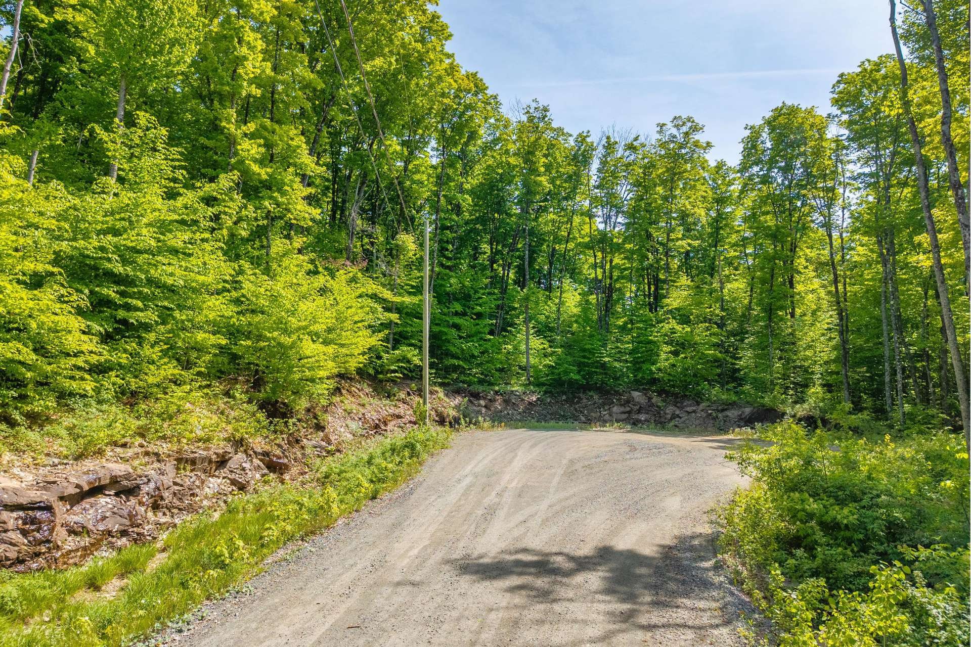 












Allée des Weskarinis

,
Mont-Tremblant,







QC
J8E2H6

