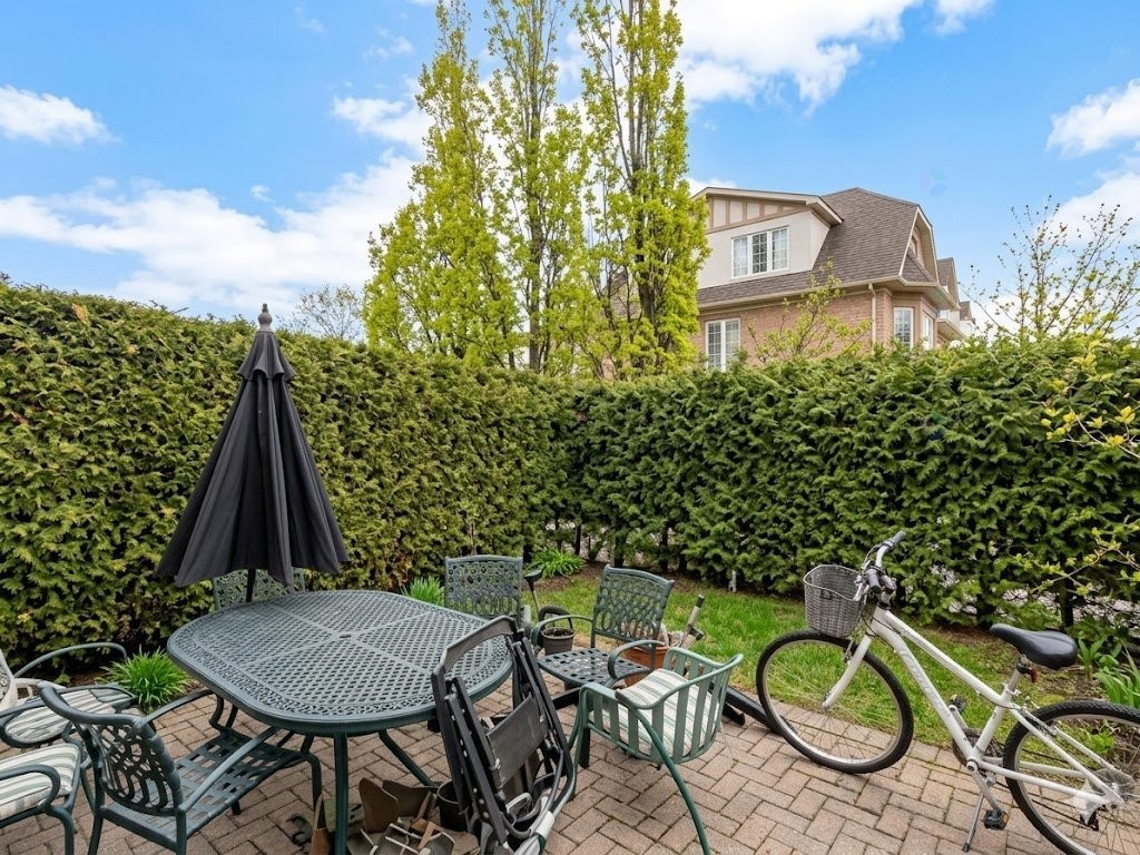 









3729


Rue Céline-Marier

,
Montréal (Saint-Laurent),




QC
H4R3N3

