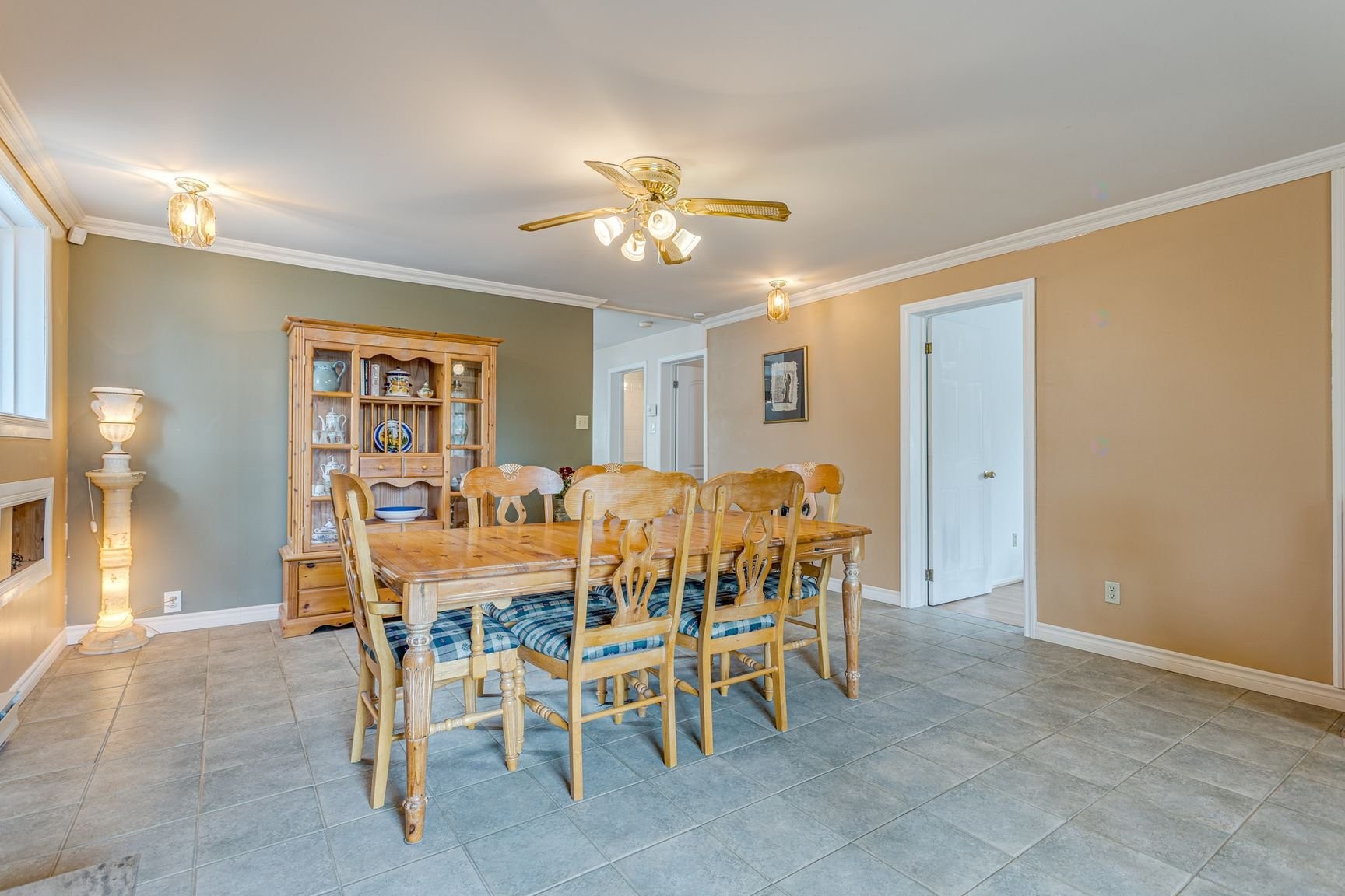 









488


Rue Dollard

,
Longueuil (Le Vieux-Longueuil),




QC
J4K4M2

